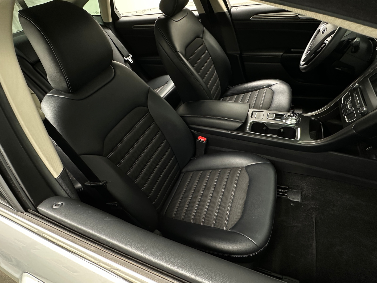 Thumbnail: 2017 Ford Fusion - 2