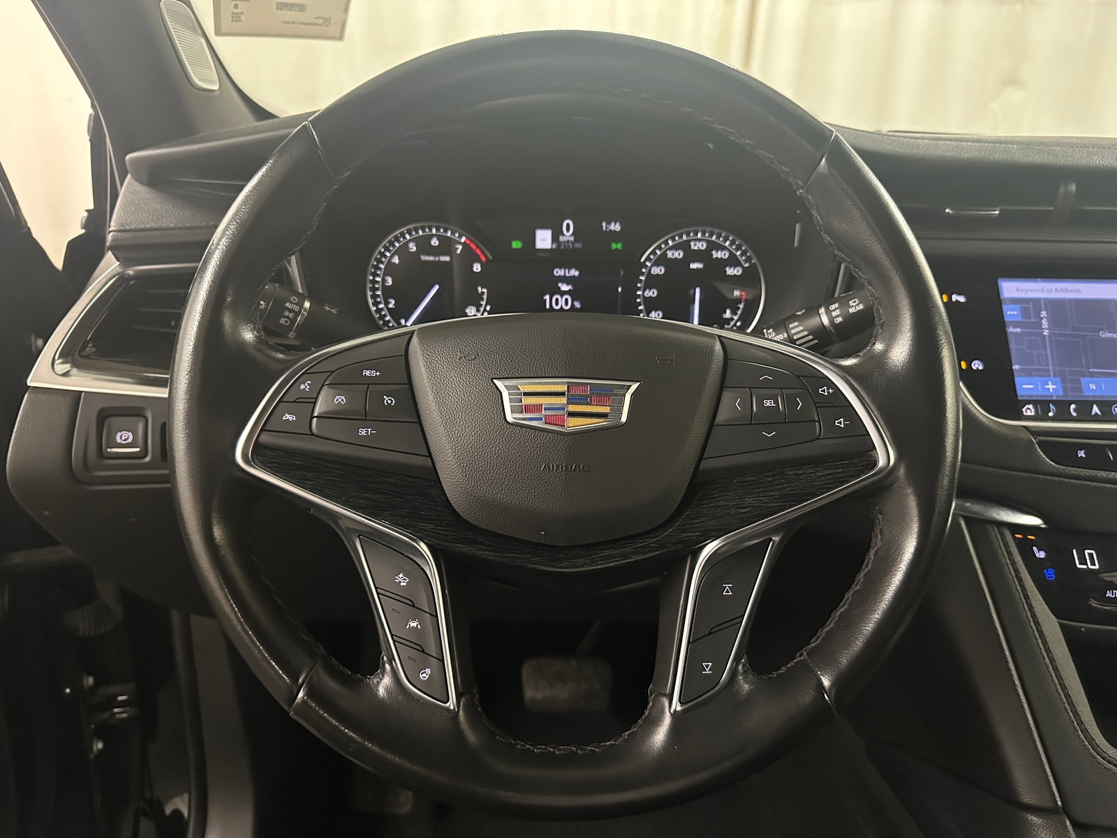Thumbnail: 2023 Cadillac XT5 - 4