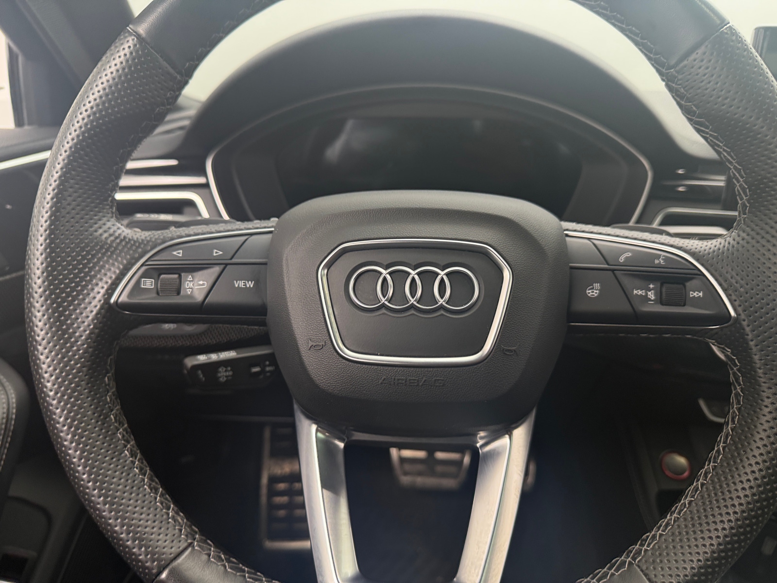 Thumbnail: 2022 Audi S4 - 4