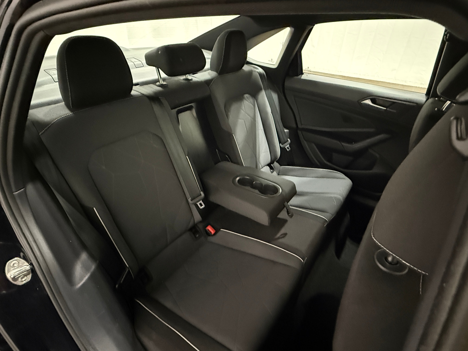 Thumbnail: 2025 Volkswagen Jetta - 6