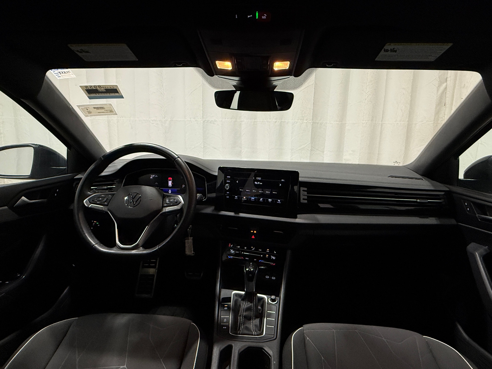 Thumbnail: 2025 Volkswagen Jetta - 3