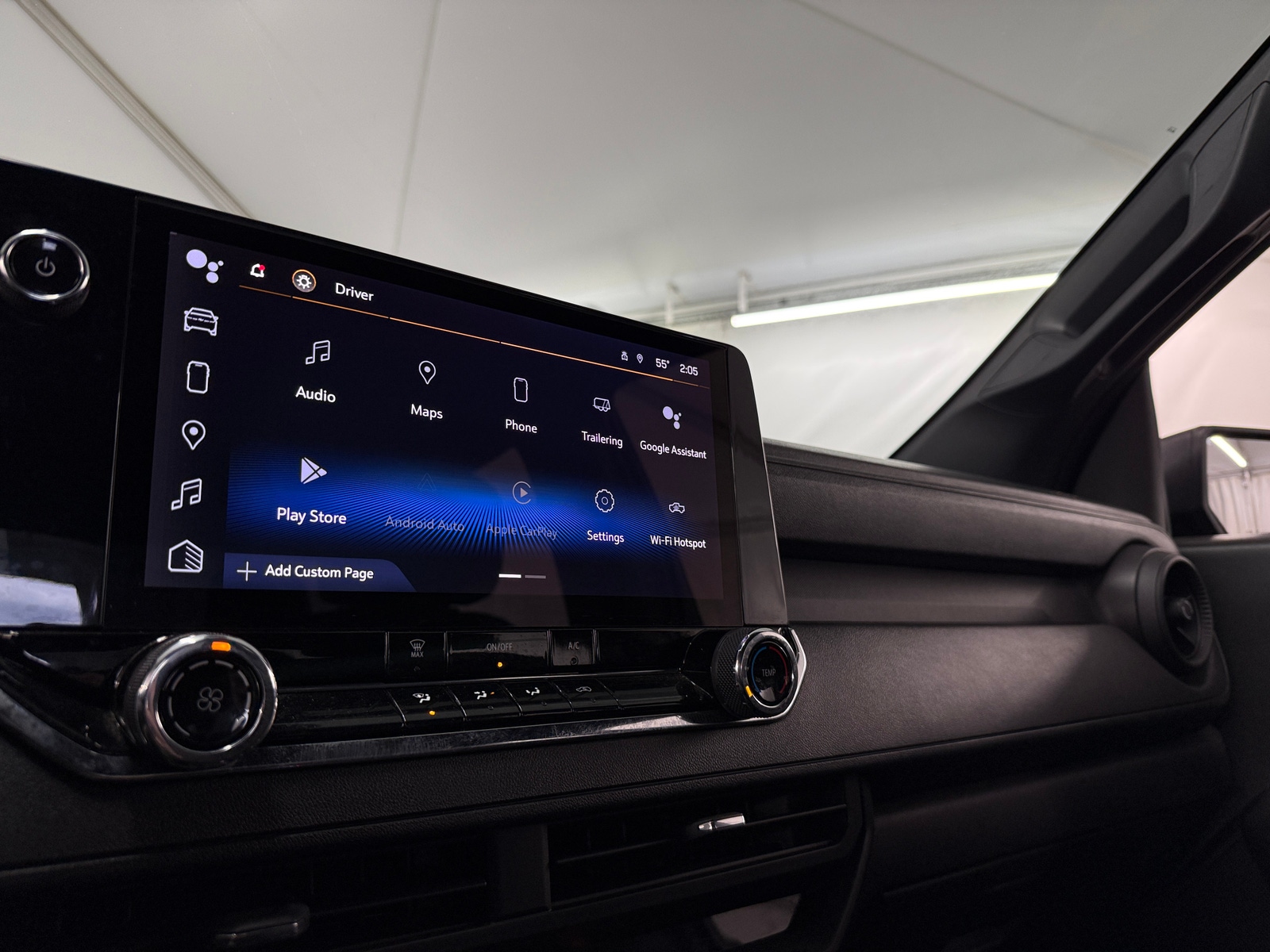 Thumbnail: 2023 Chevrolet Colorado - 4