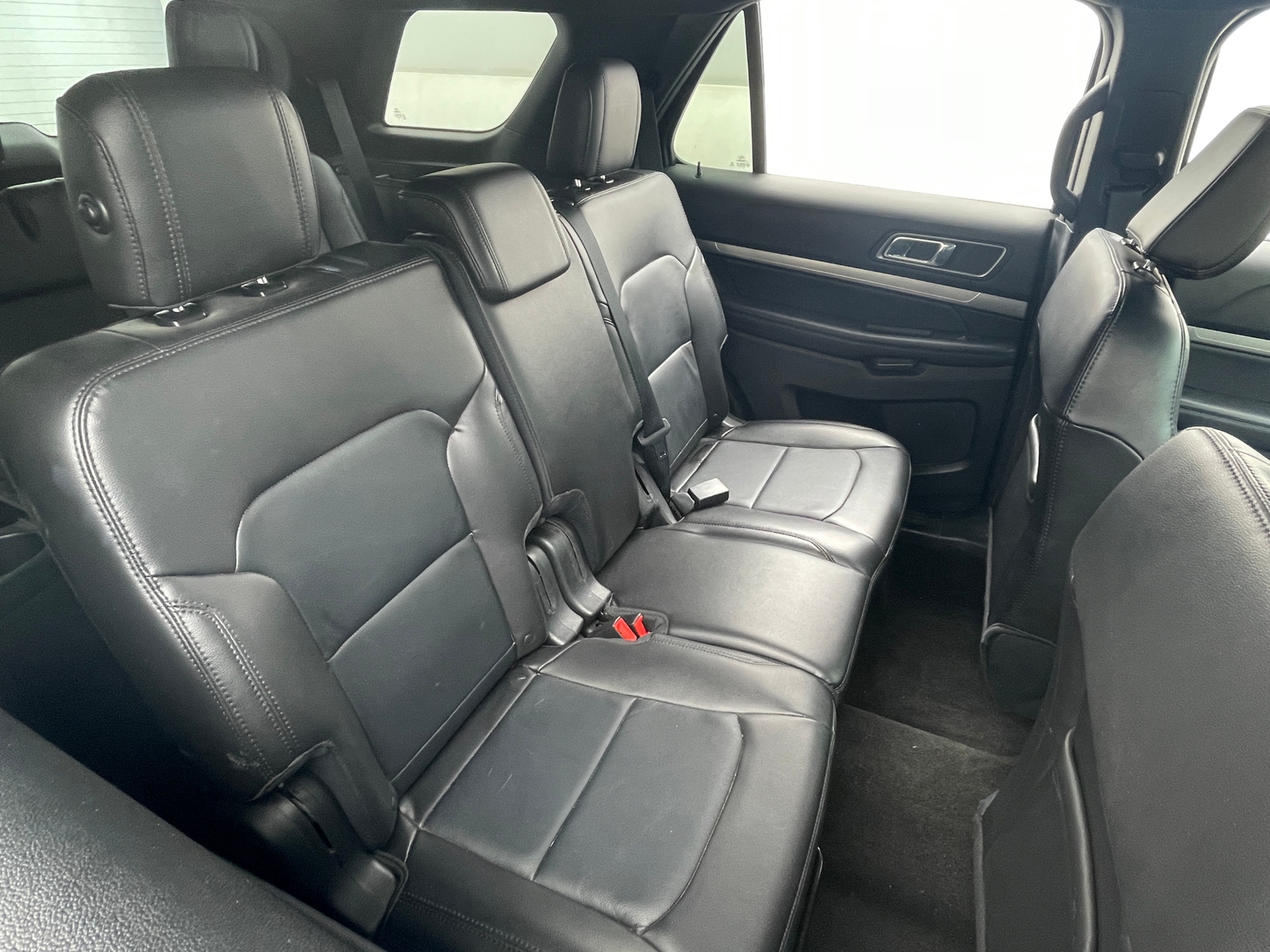 Thumbnail: 2018 Ford Explorer - 6