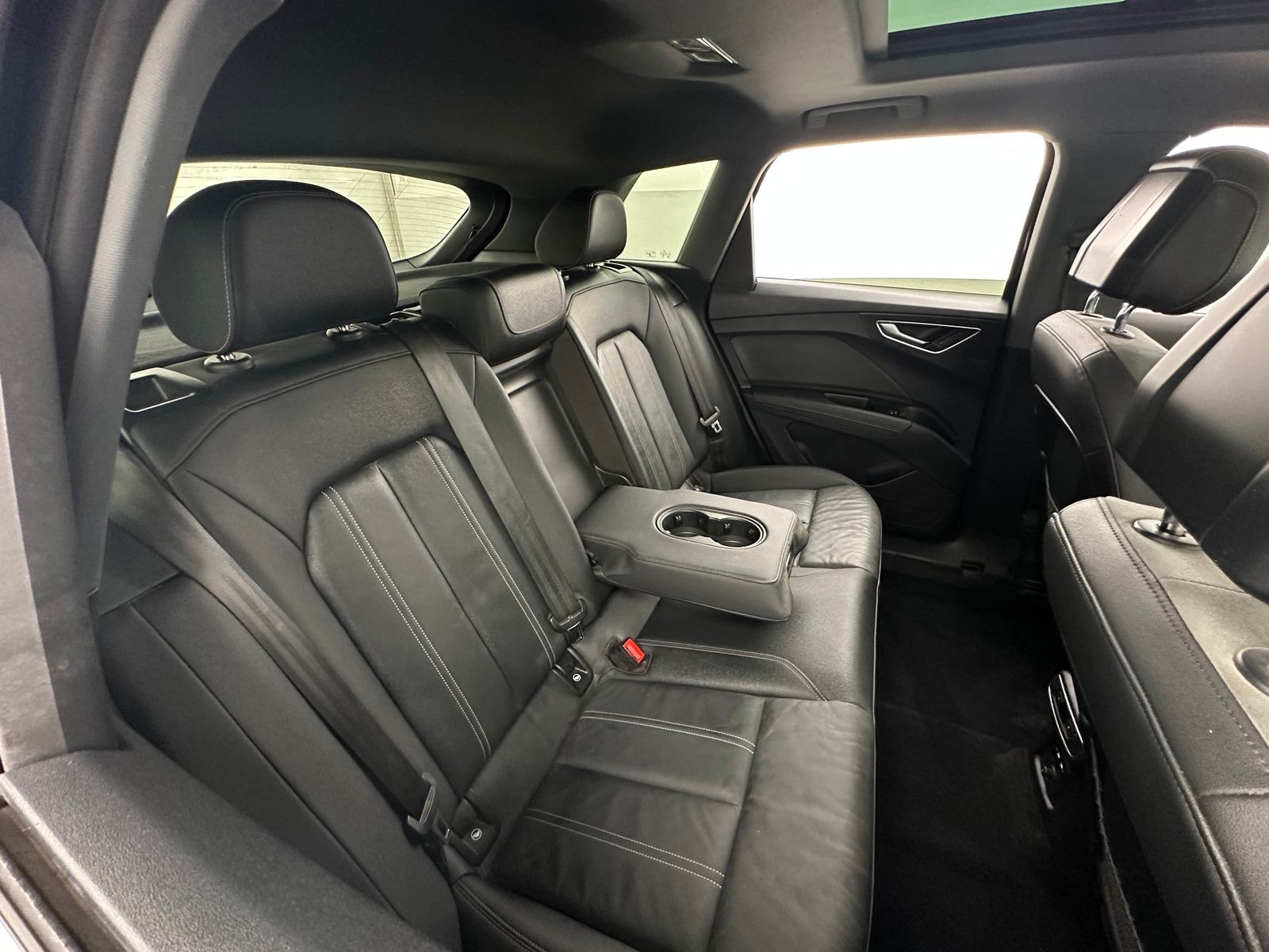 Thumbnail: 2023 Audi Q4 e-tron - 5