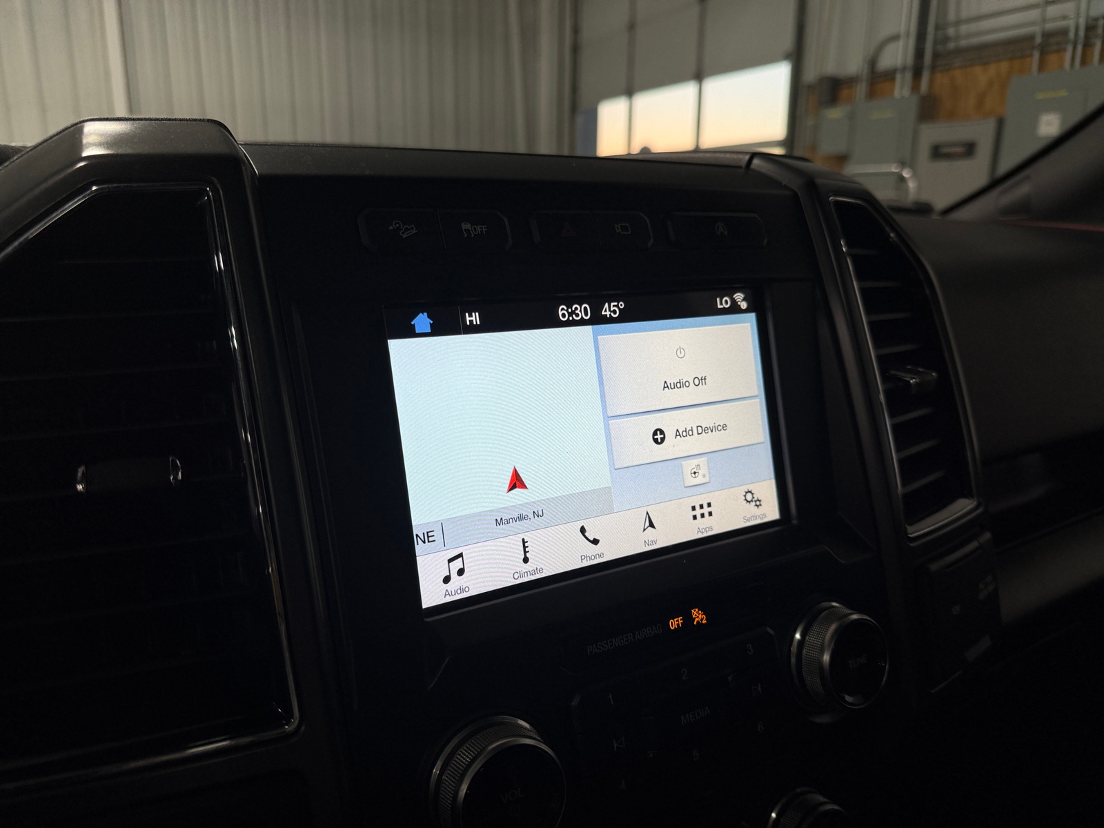 Thumbnail: 2018 Ford Econoline - 3