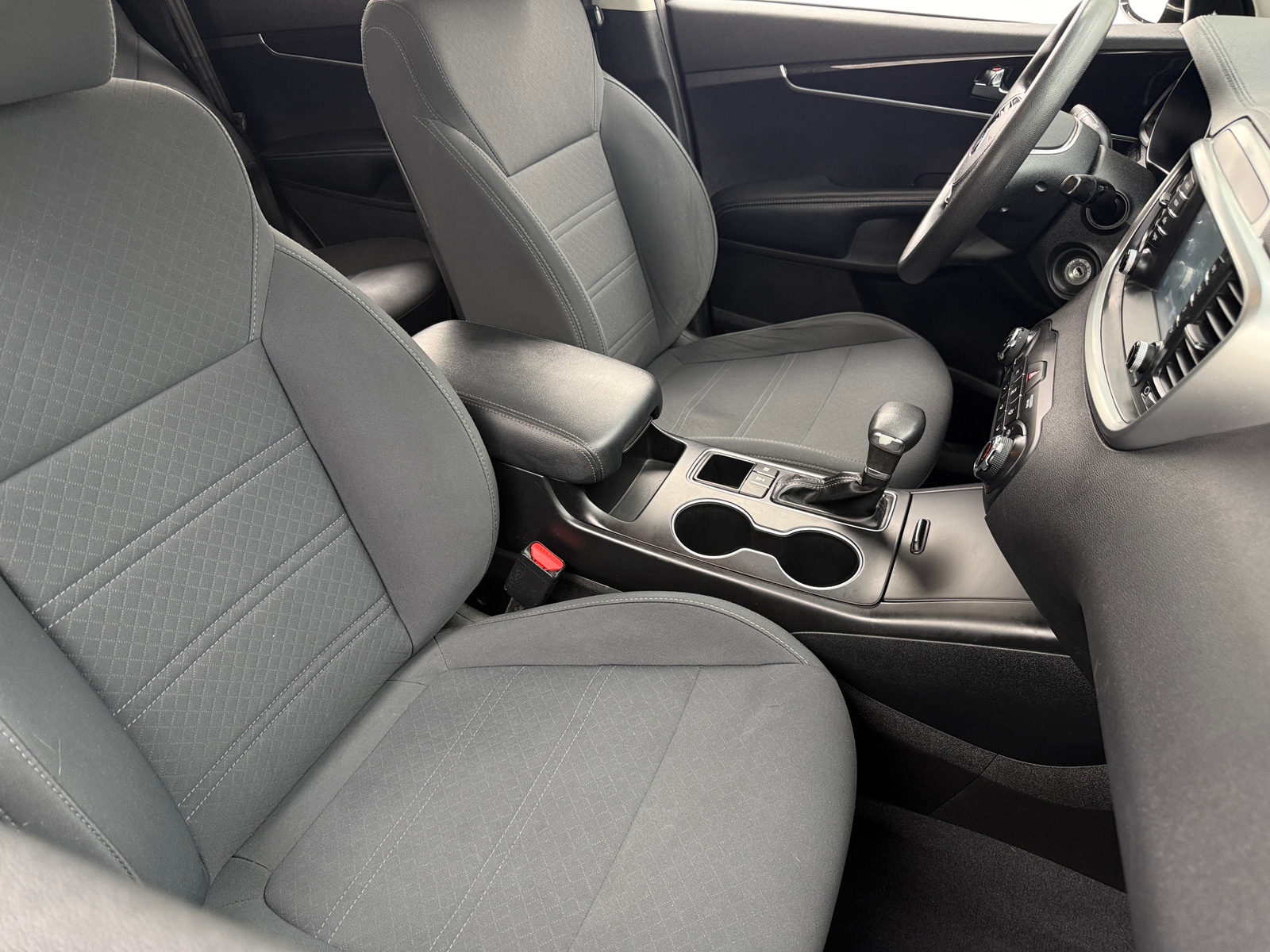 Thumbnail: 2019 Kia Sorento - 2