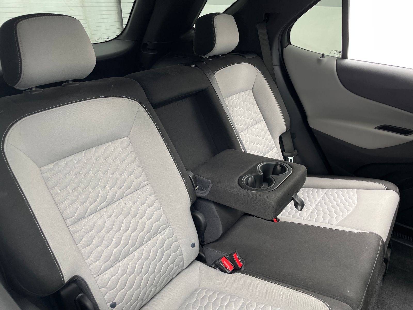 Thumbnail: 2021 Chevrolet Equinox - 6