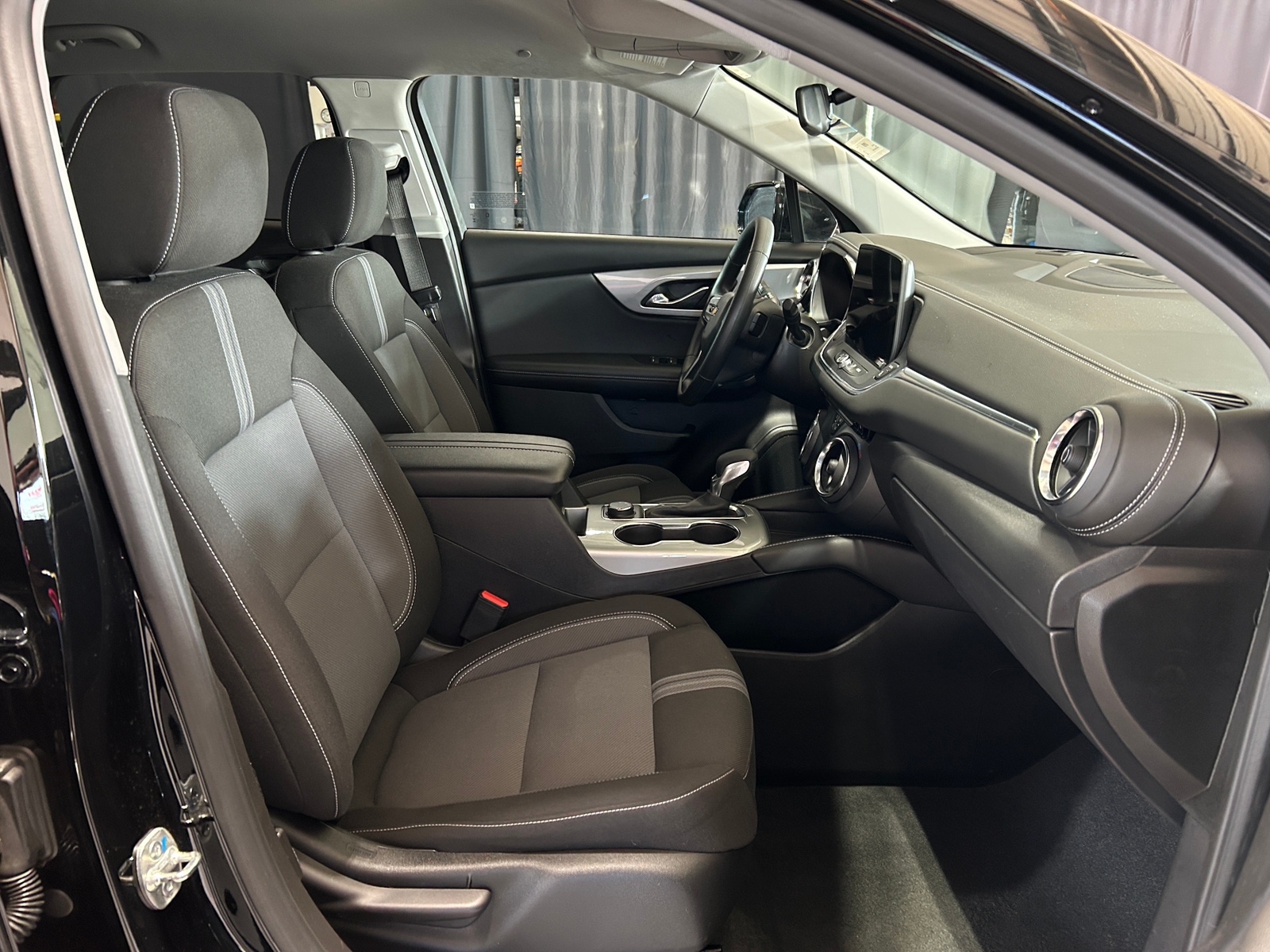 Thumbnail: 2025 Chevrolet Blazer - 2