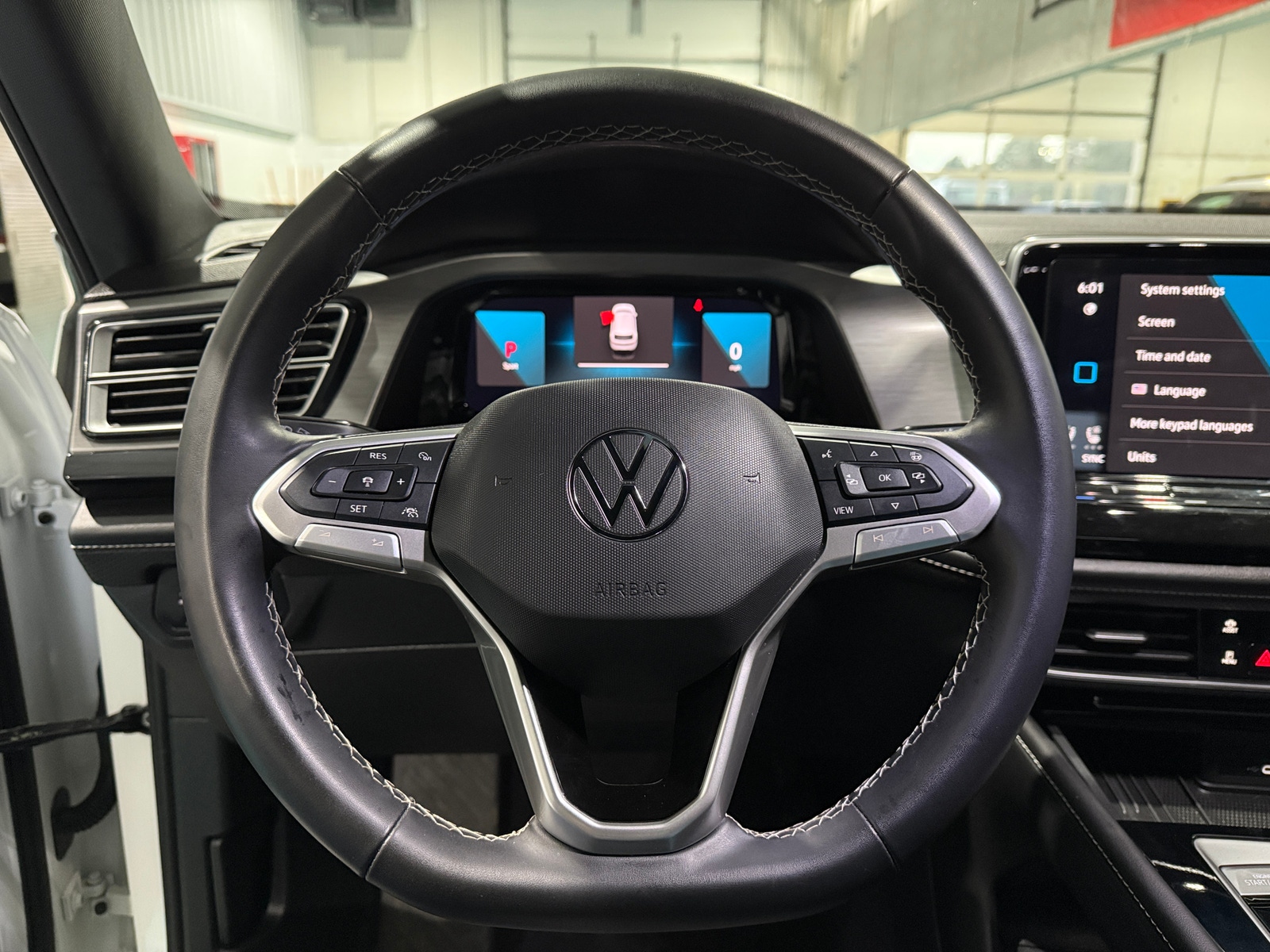 Thumbnail: 2025 Volkswagen Atlas - 4