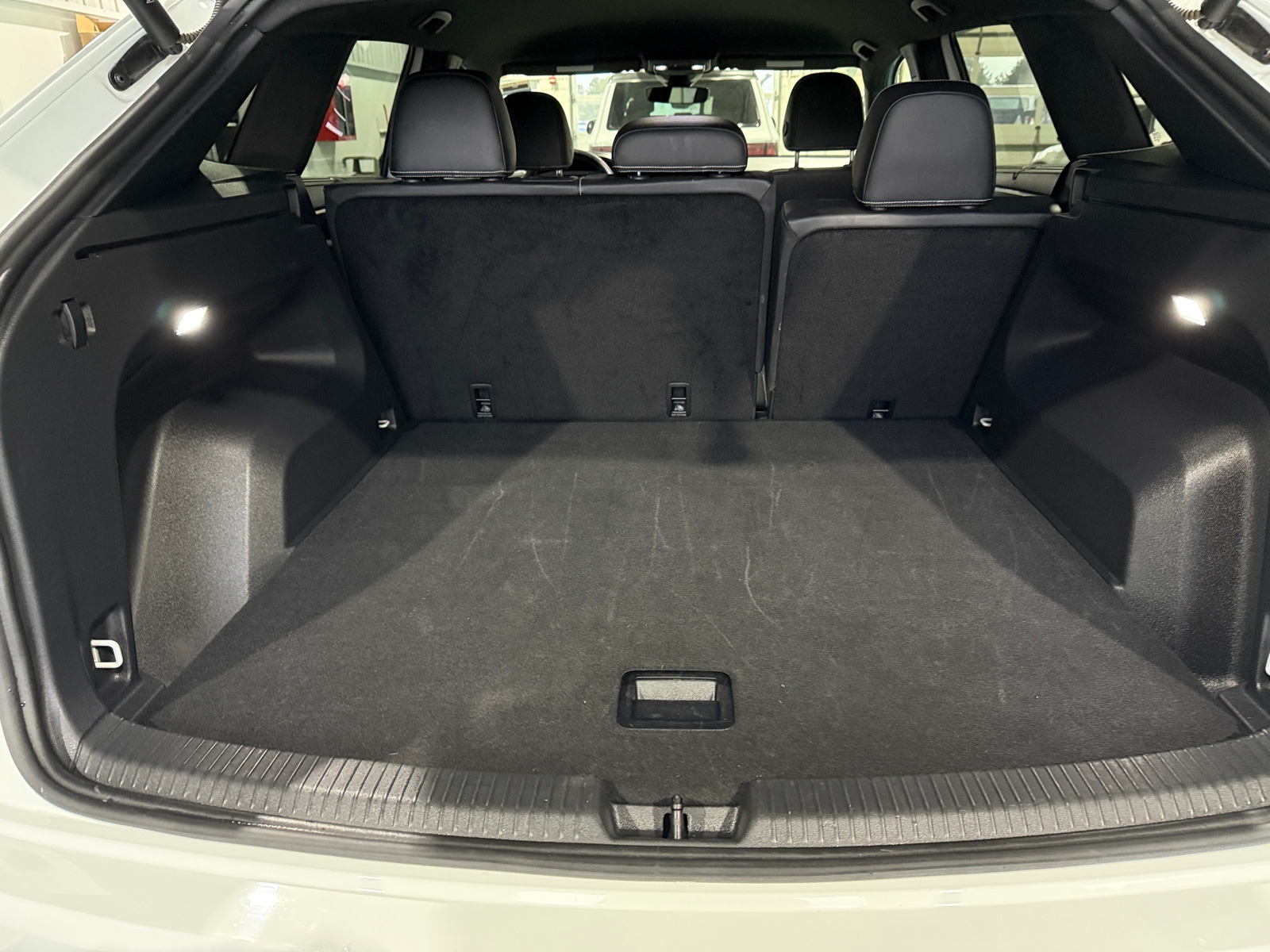 Thumbnail: 2025 Volkswagen Atlas - 6