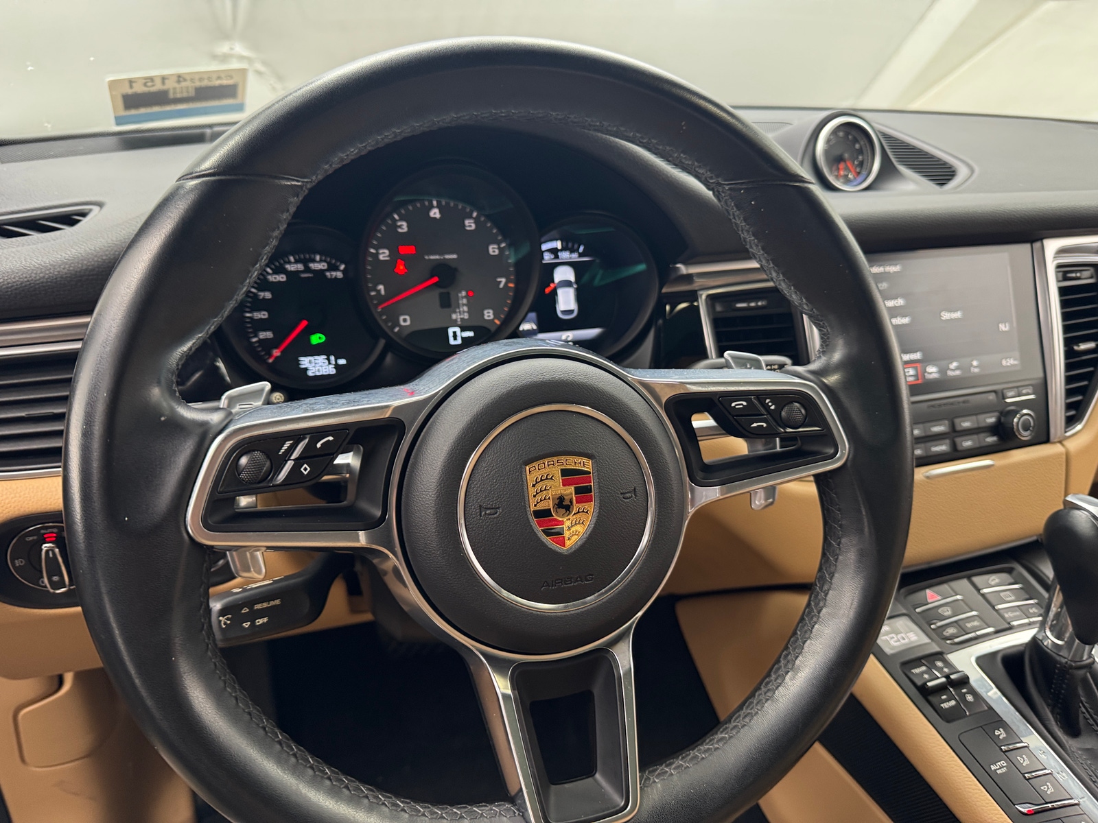 Thumbnail: 2018 Porsche Macan - 5