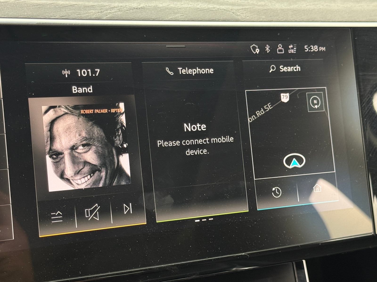 Thumbnail: 2021 Audi e-tron - 3