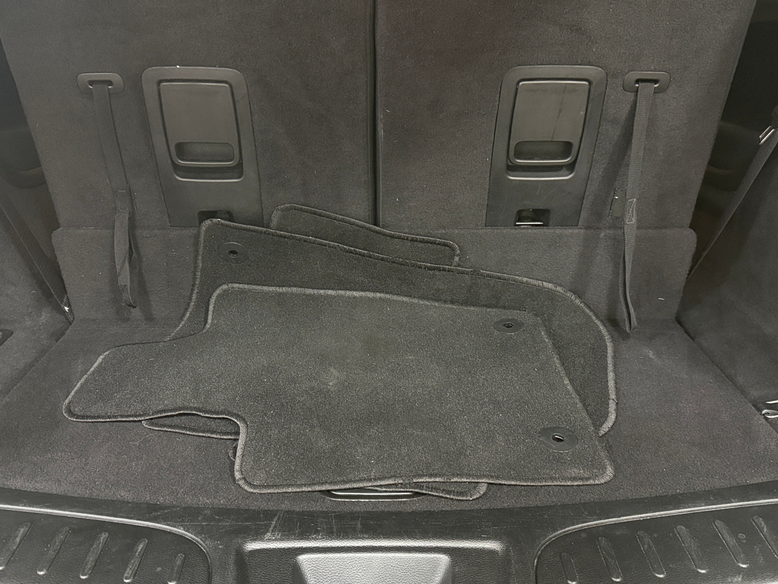 Thumbnail: 2023 Dodge Durango - 7