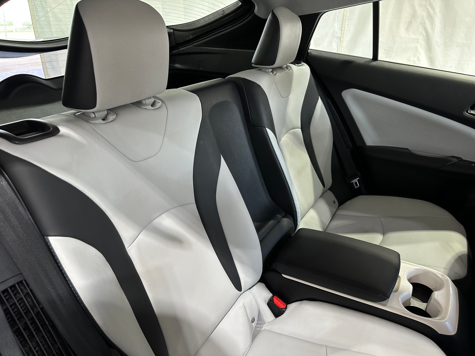 Thumbnail: 2018 Toyota Prius Prime - 5