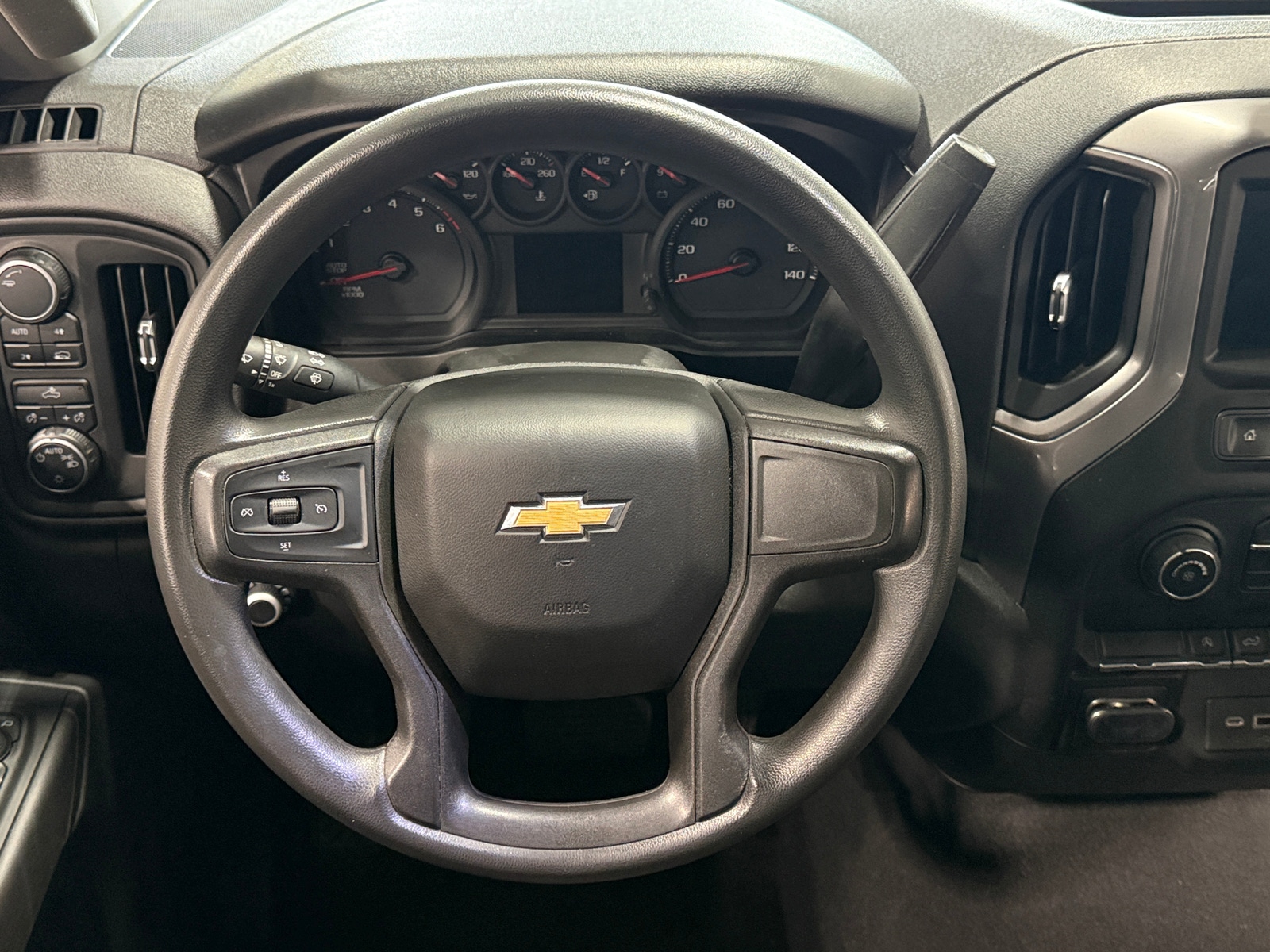 Thumbnail: 2021 Chevrolet Silverado 1500 - 5