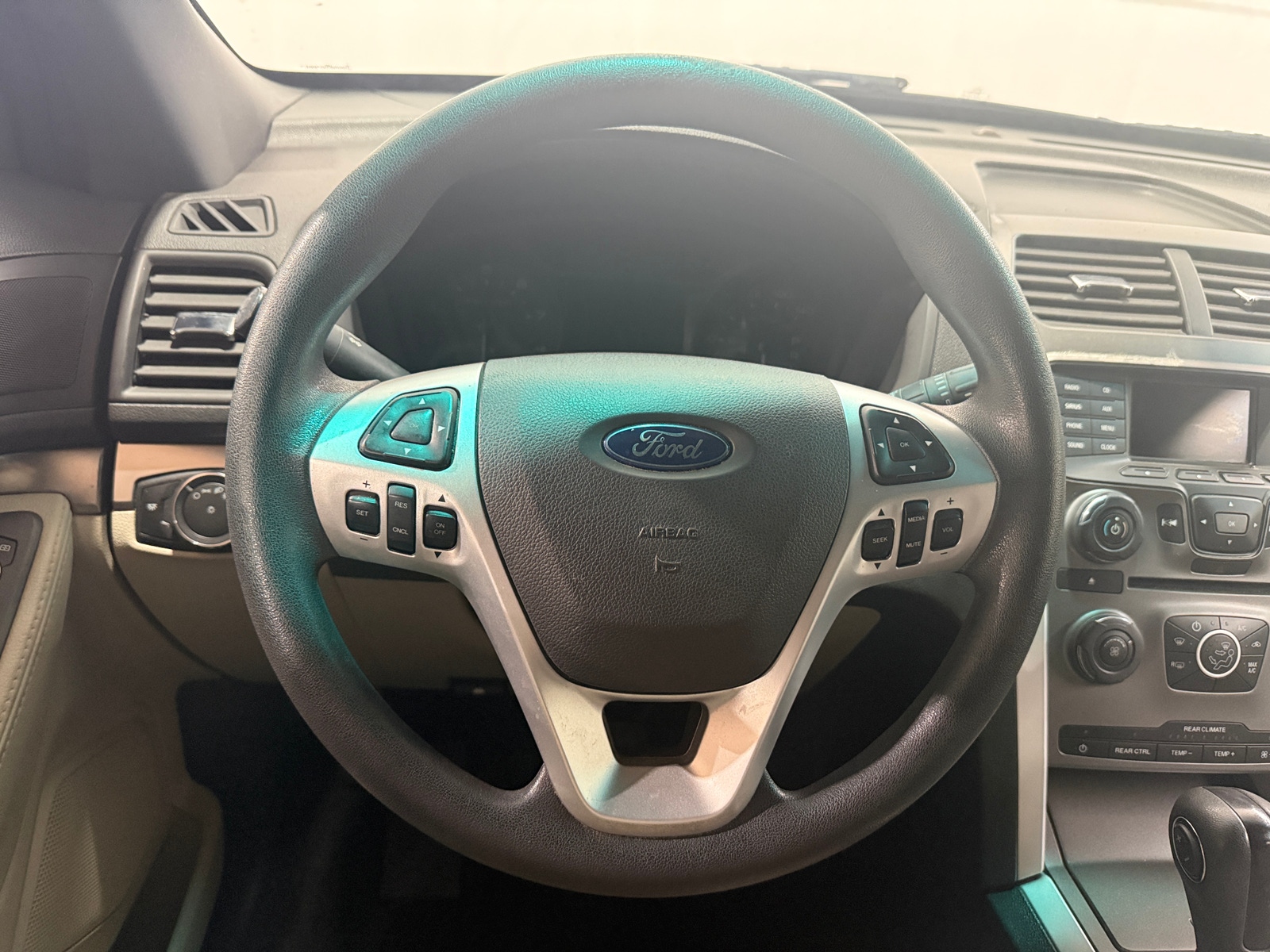 Thumbnail: 2014 Ford Explorer - 5