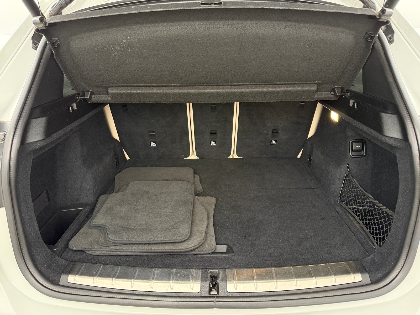 Thumbnail: 2016 BMW X1 - 6