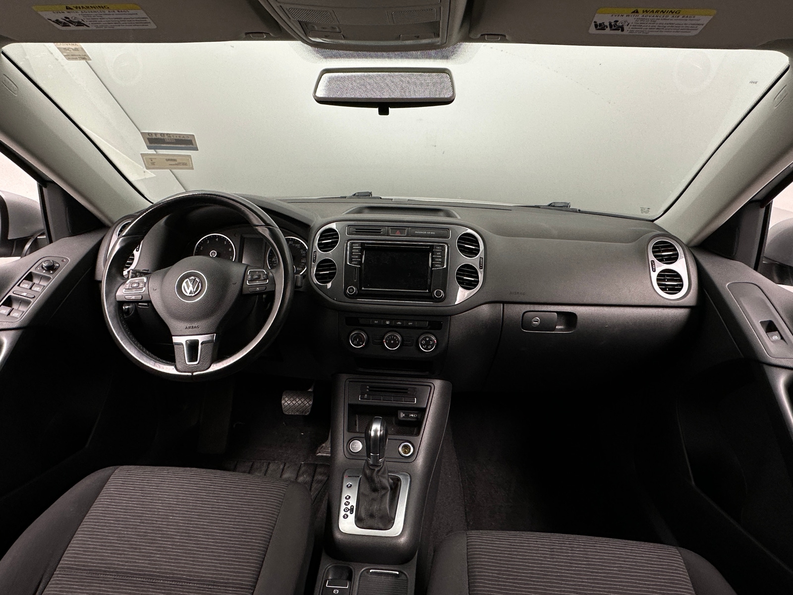 Thumbnail: 2017 Volkswagen Tiguan - 3