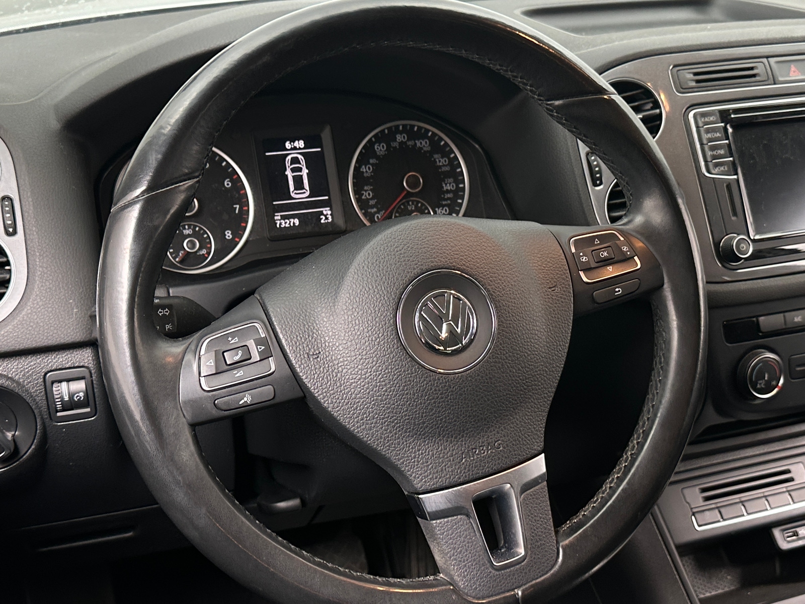 Thumbnail: 2017 Volkswagen Tiguan - 5