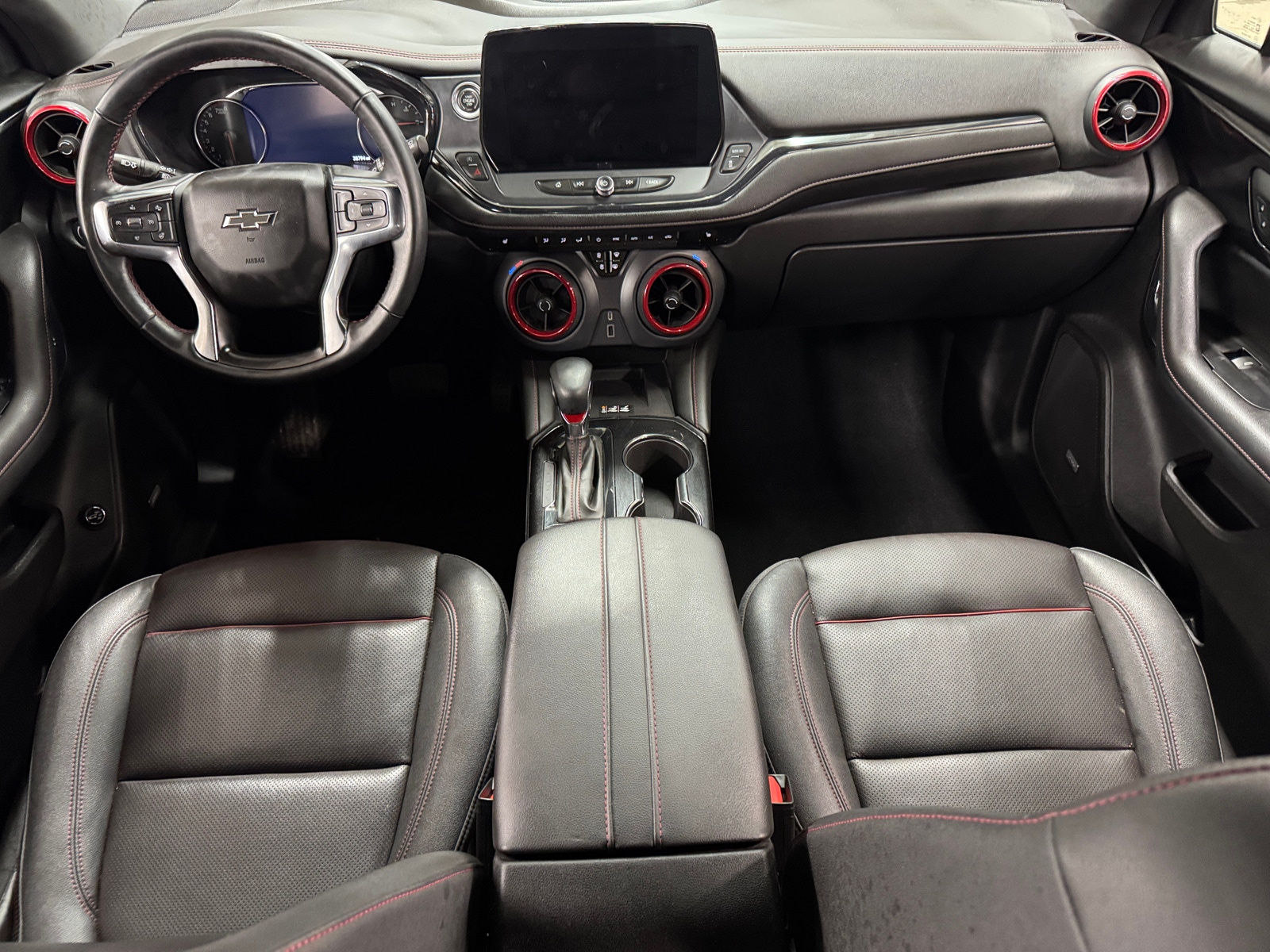 Thumbnail: 2023 Chevrolet Blazer - 2