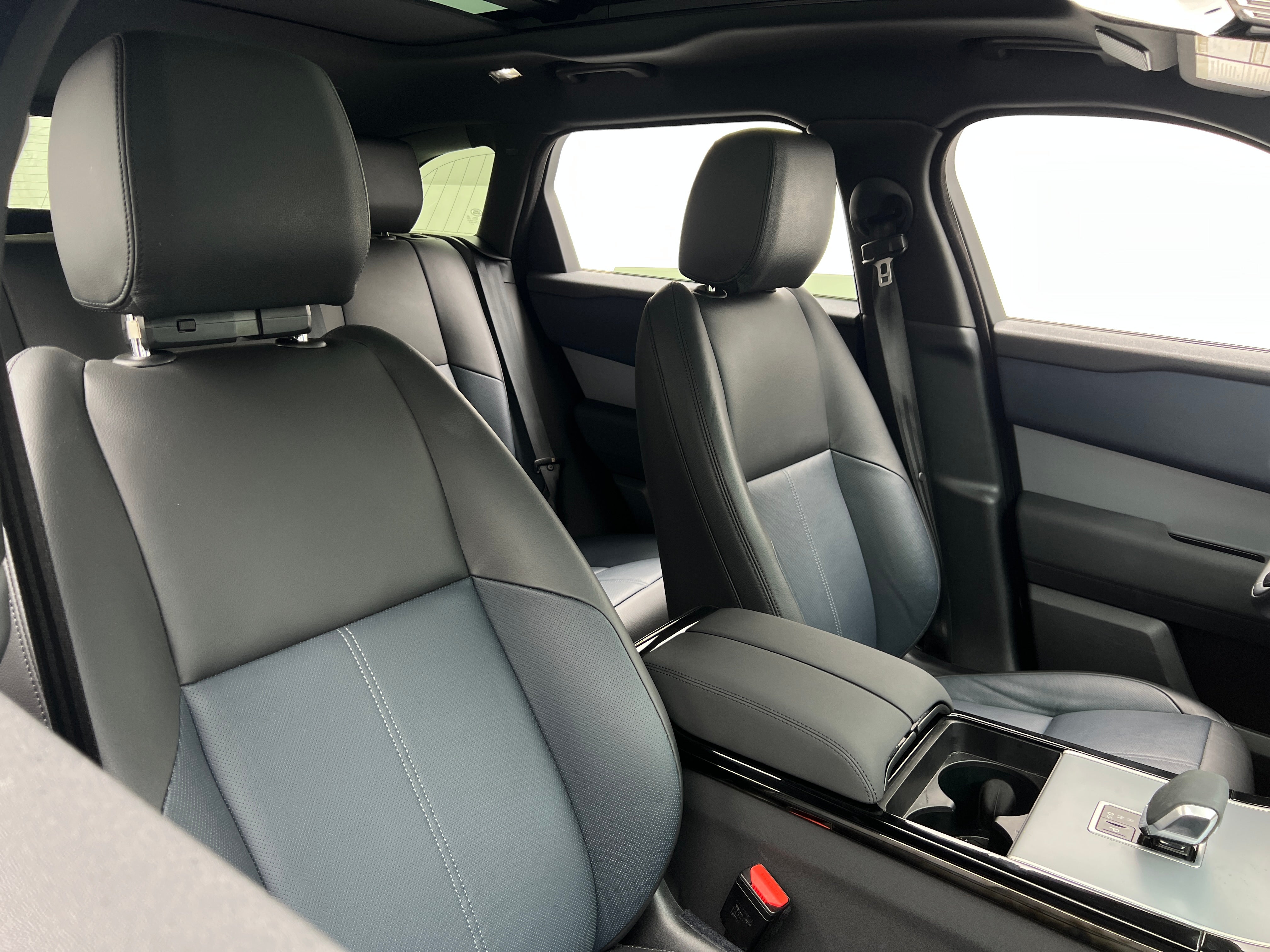 2025 Land Rover Range Rover Velar