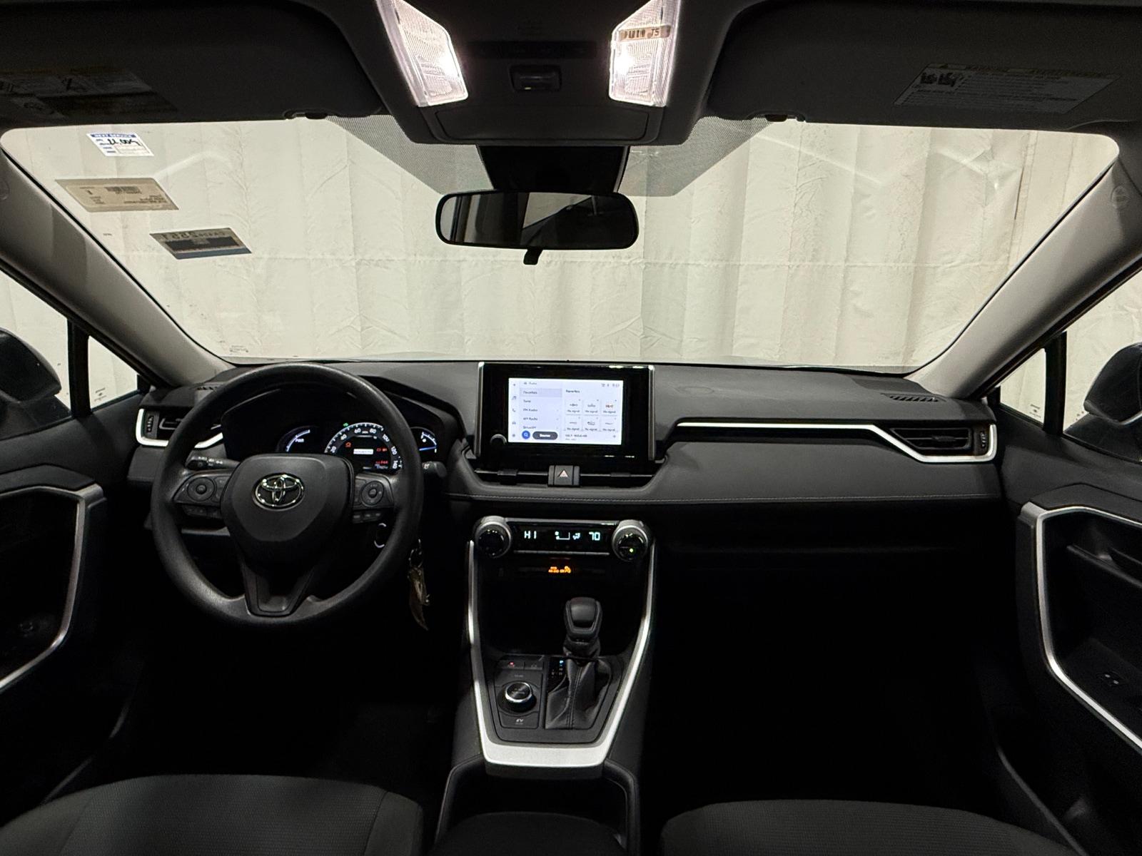 Thumbnail: 2025 Toyota RAV4 - 3