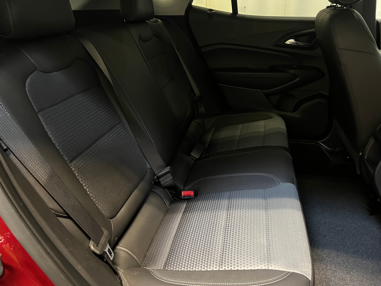 Thumbnail: 2025 Chevrolet Trax - 6