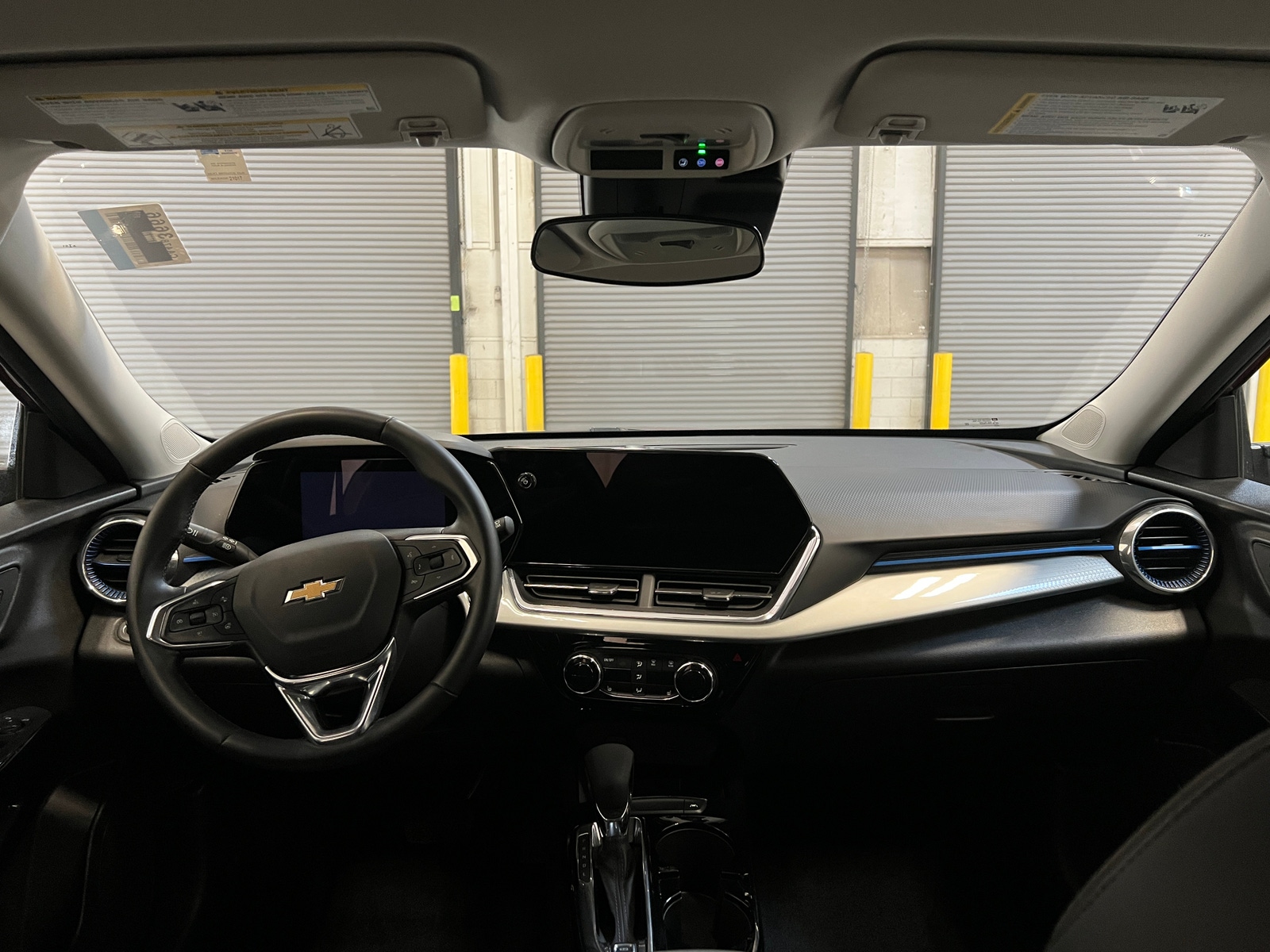 Thumbnail: 2025 Chevrolet Trax - 3