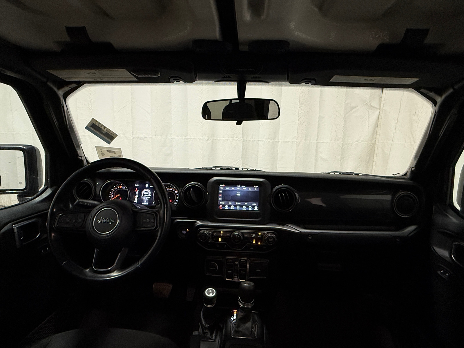 Thumbnail: 2022 Jeep Gladiator - 3