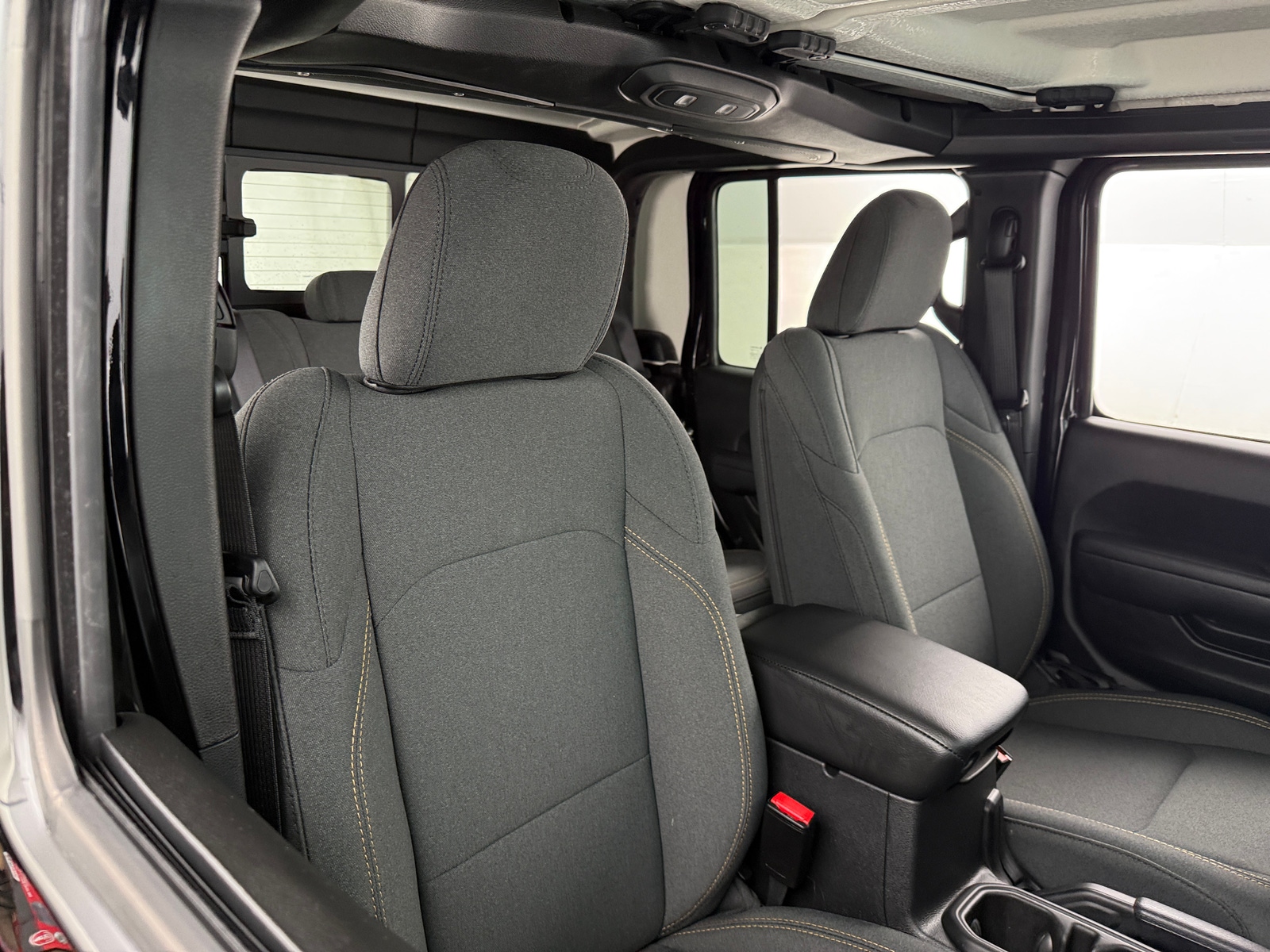 Thumbnail: 2025 Jeep Gladiator - 2