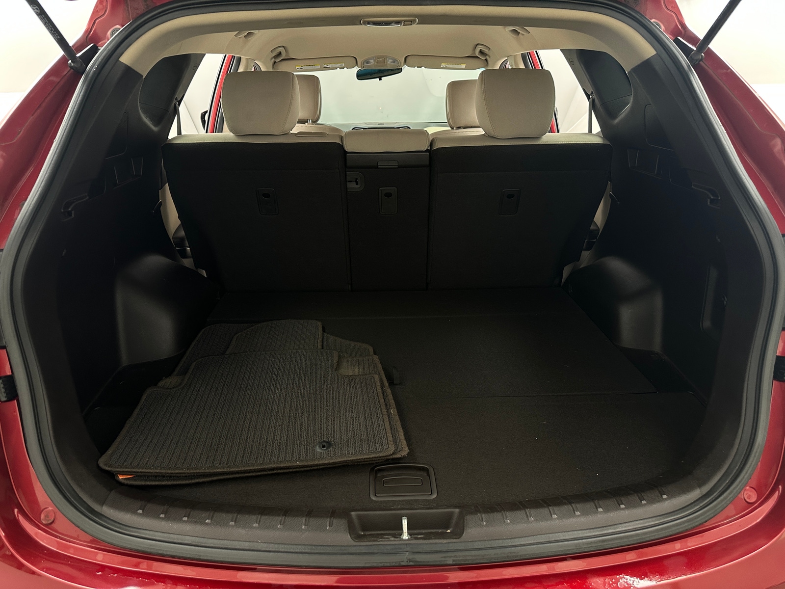 Thumbnail: 2017 Hyundai Santa Fe - 7