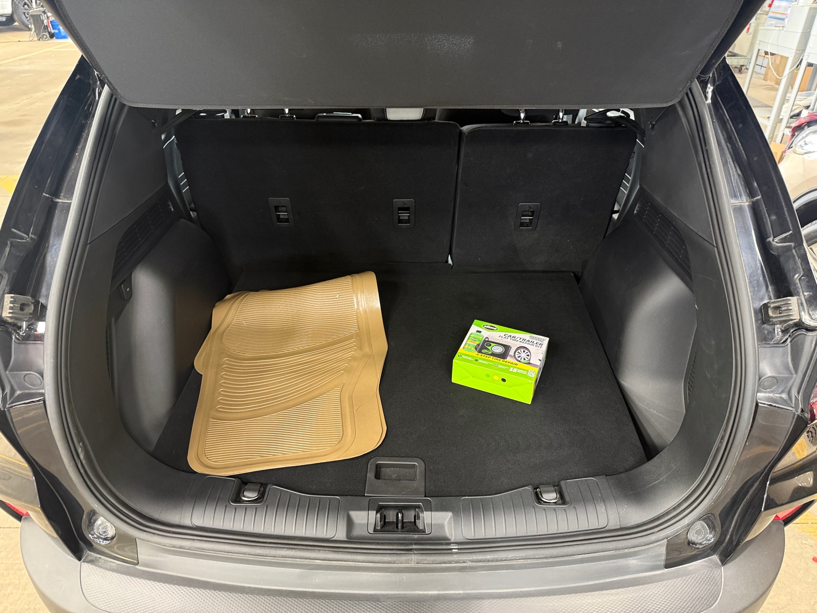 Thumbnail: 2023 Ford Escape - 7