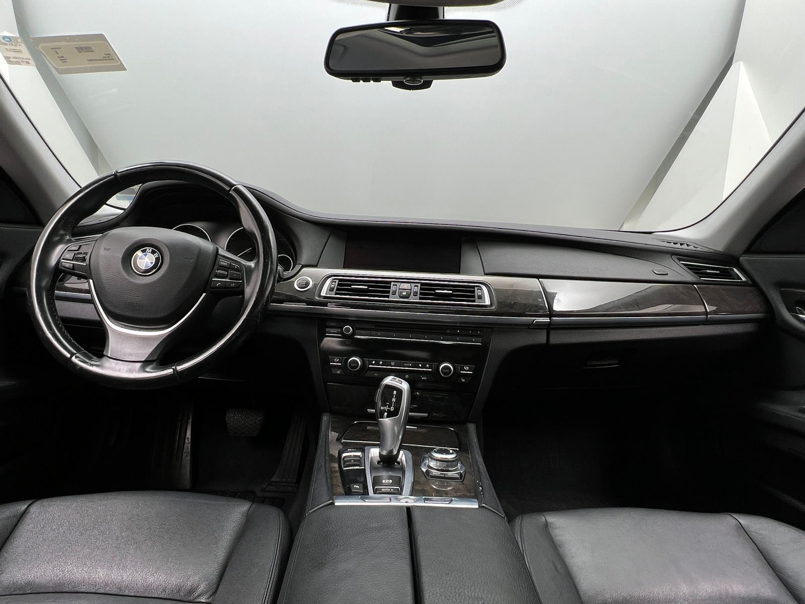 Thumbnail: 2012 BMW 7 Series - 2
