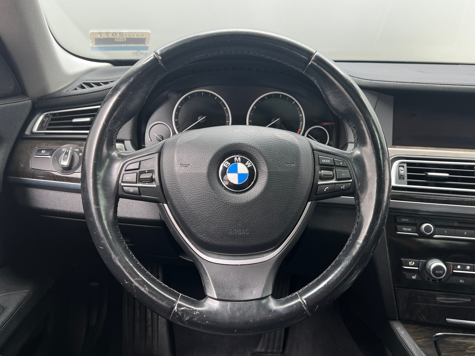 Thumbnail: 2012 BMW 7 Series - 4