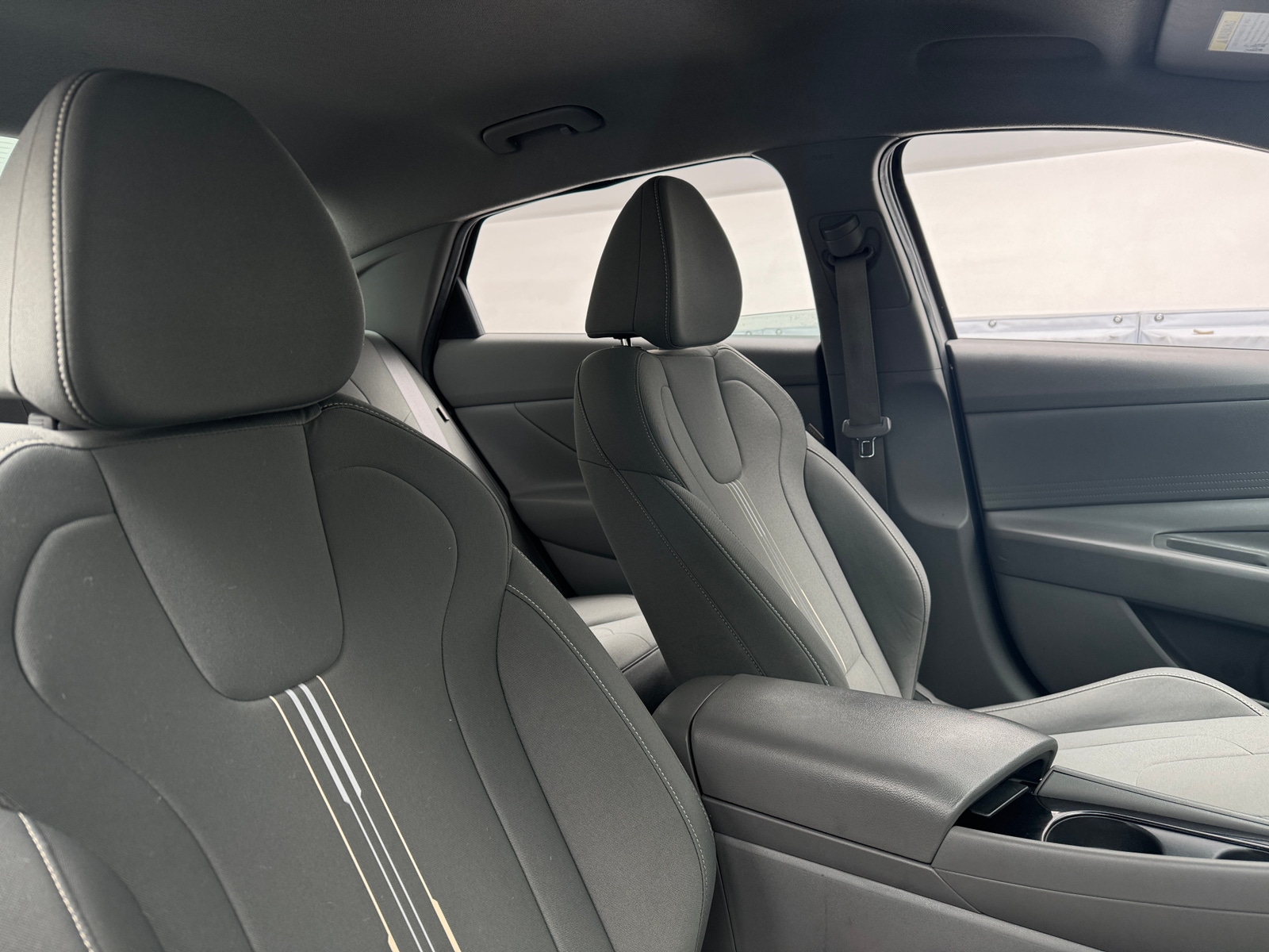 Thumbnail: 2024 Hyundai Elantra - 2