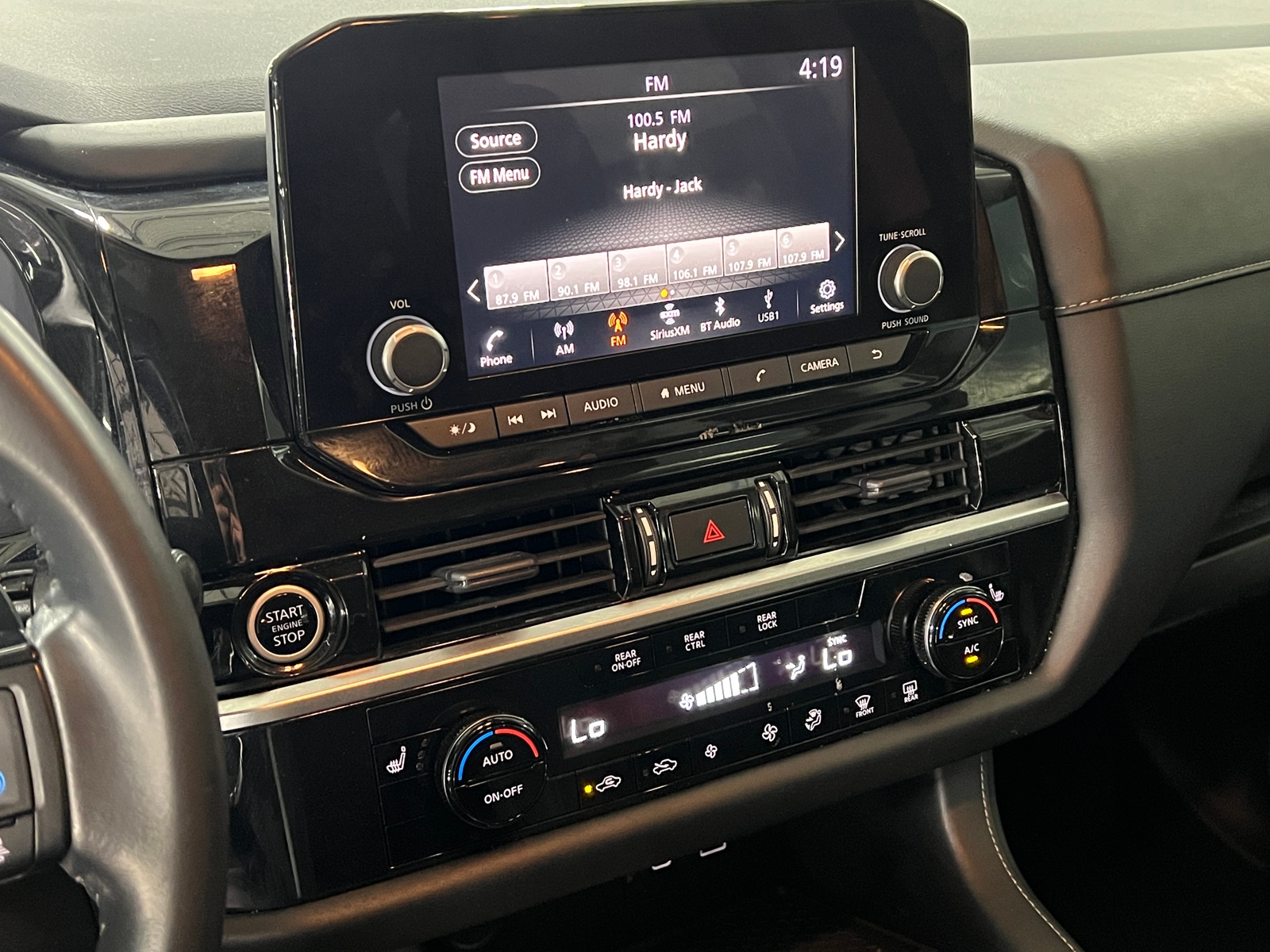 Thumbnail: 2022 Nissan Pathfinder - 4