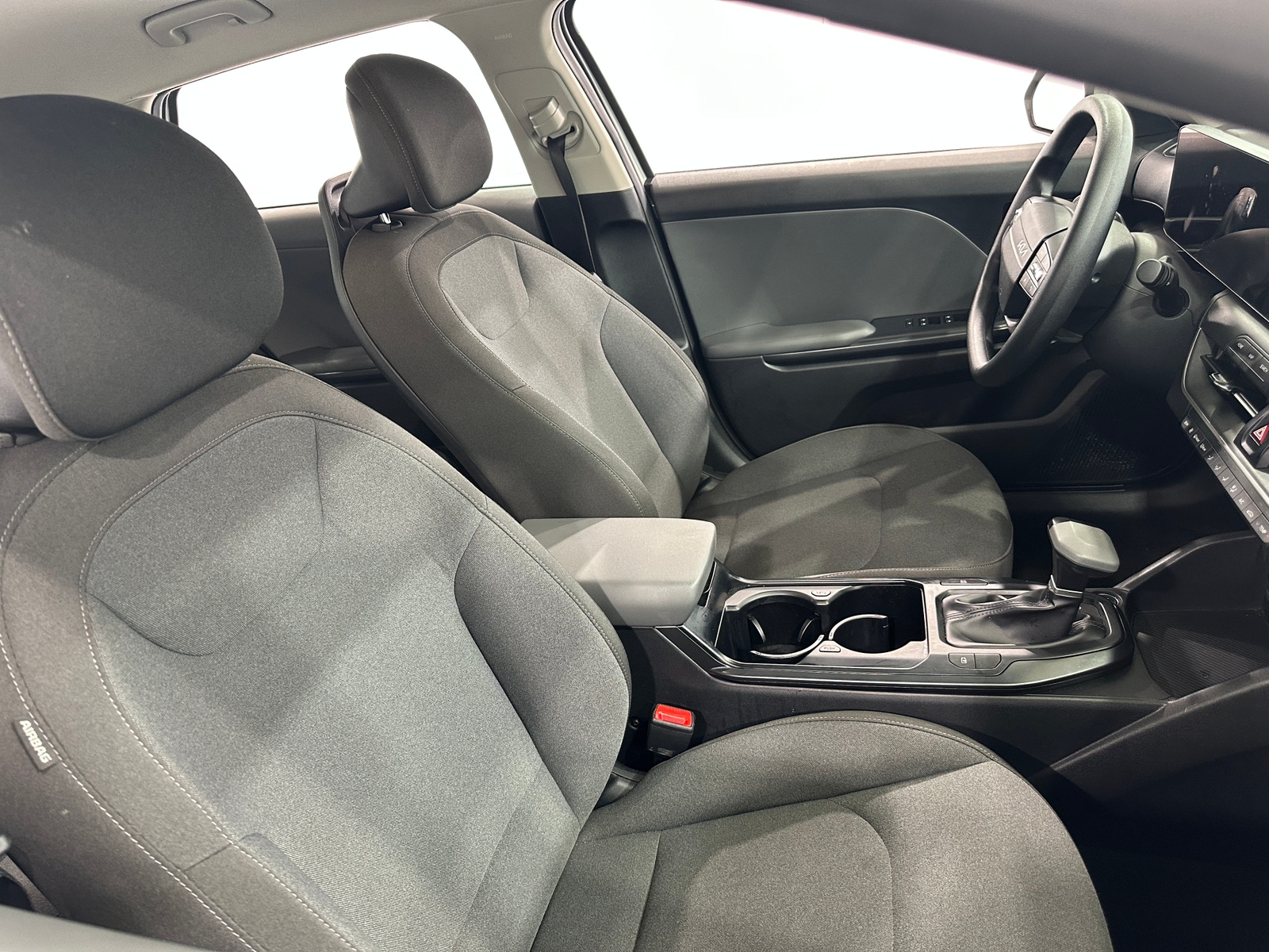 Thumbnail: 2025 Kia K4 - 2