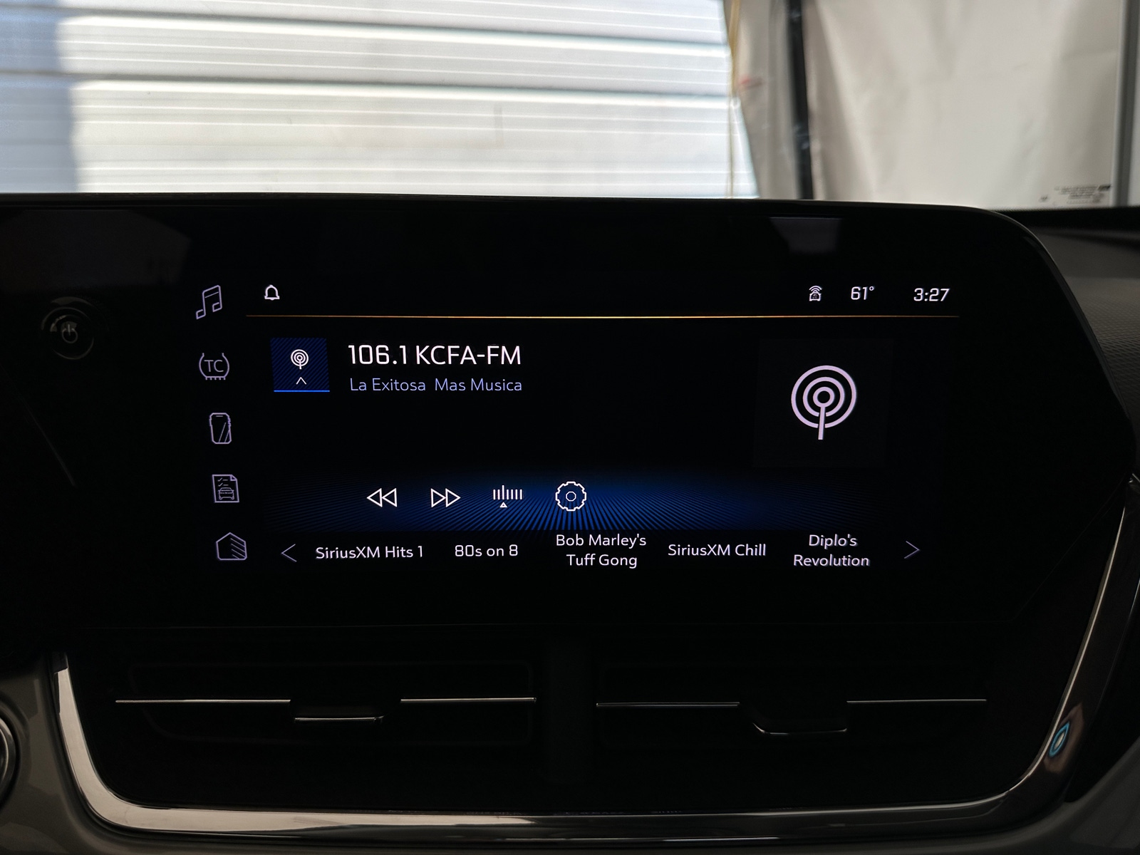 Thumbnail: 2025 Chevrolet Trax - 4