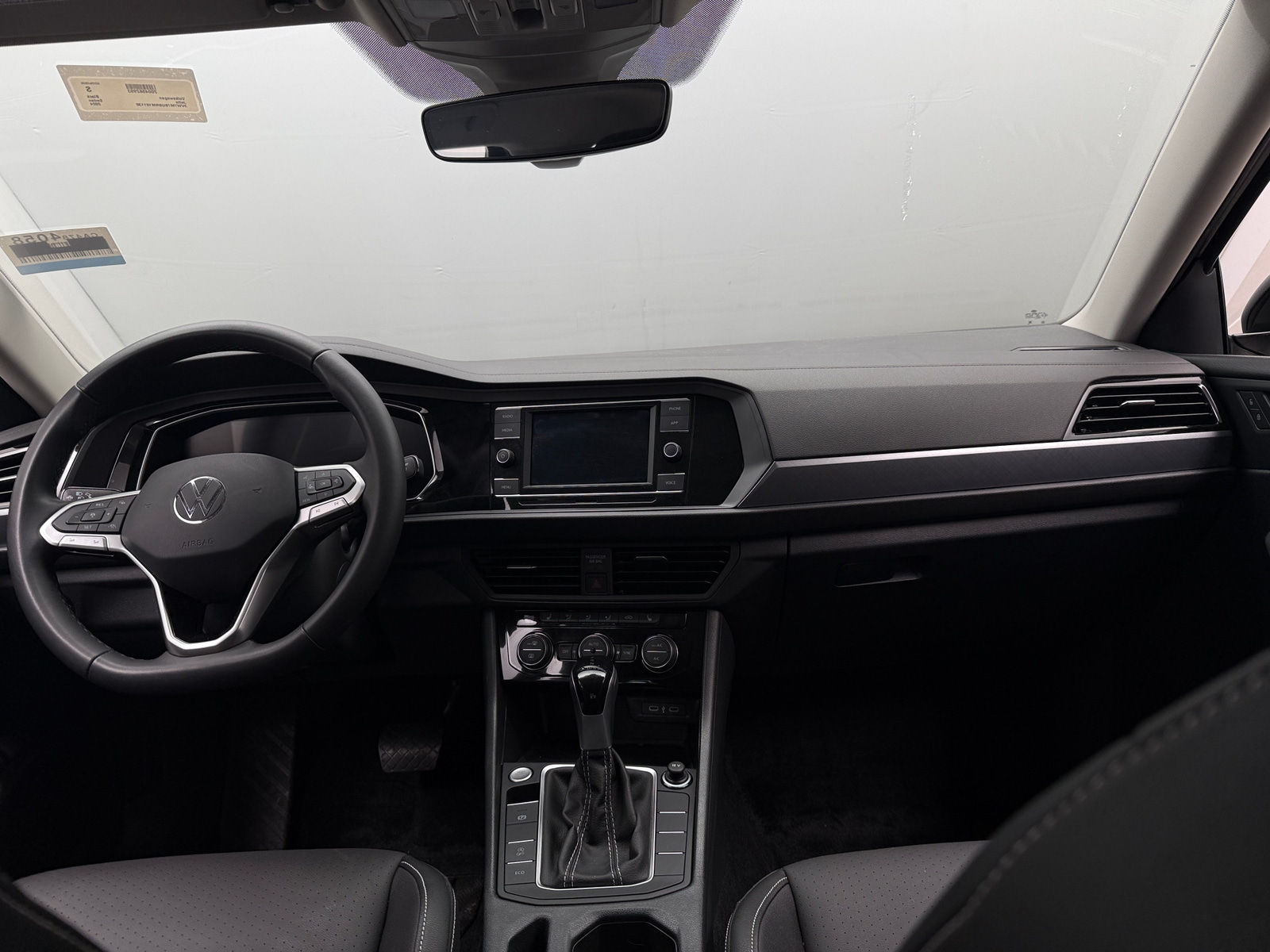 Thumbnail: 2024 Volkswagen Jetta - 2