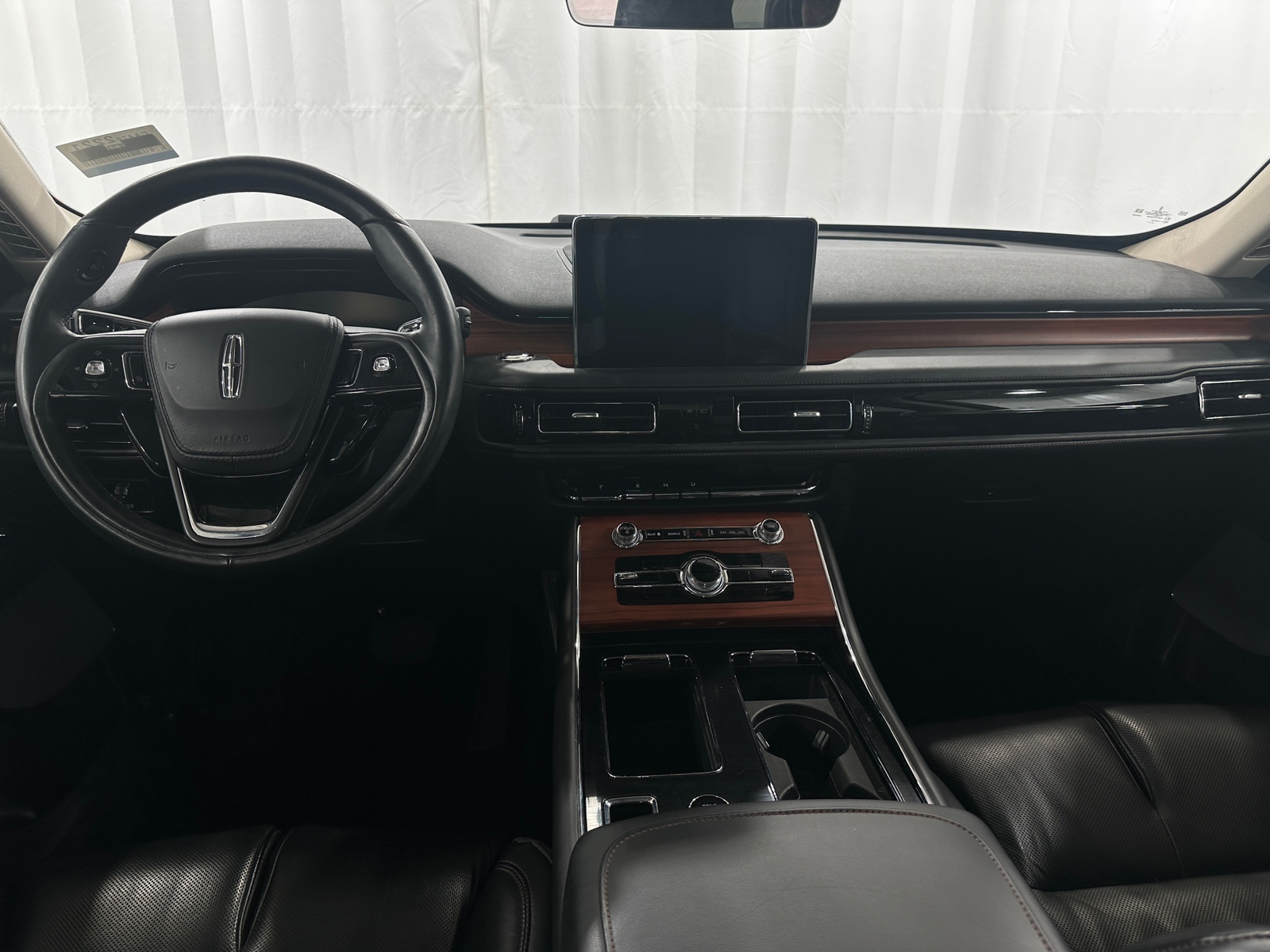 Thumbnail: 2020 Lincoln Aviator - 2