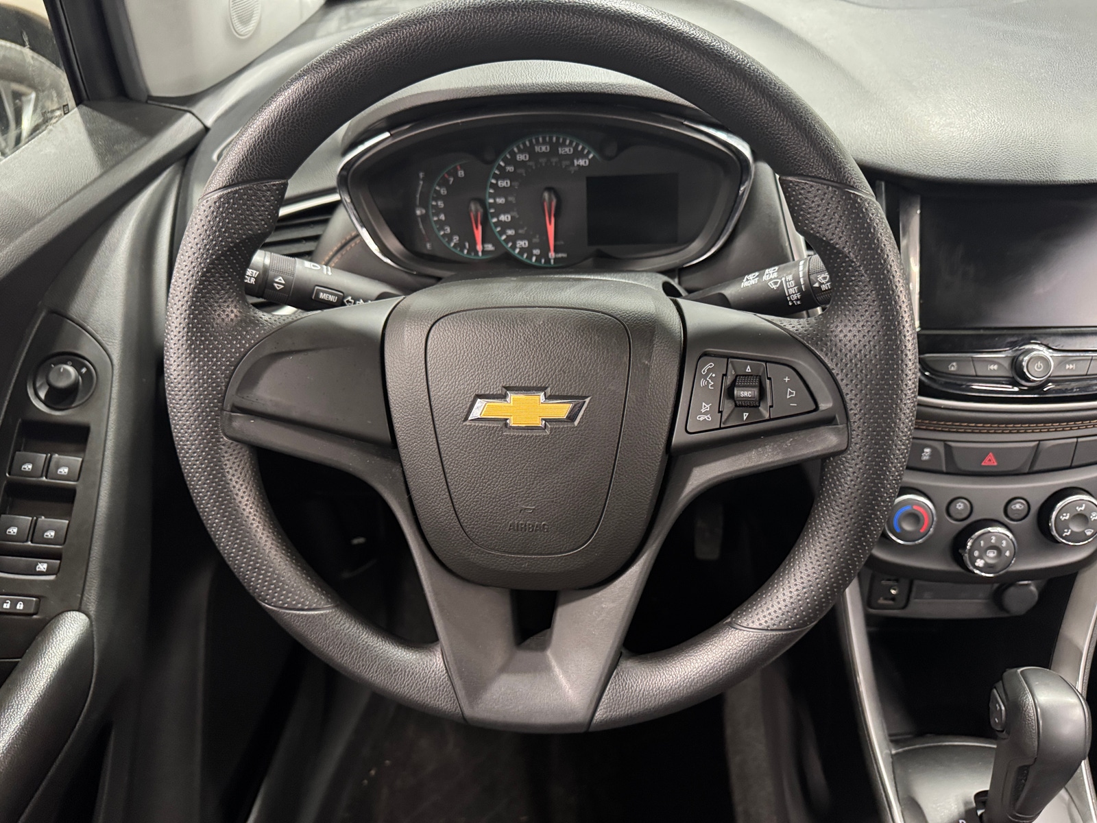 Thumbnail: 2021 Chevrolet Trax - 5