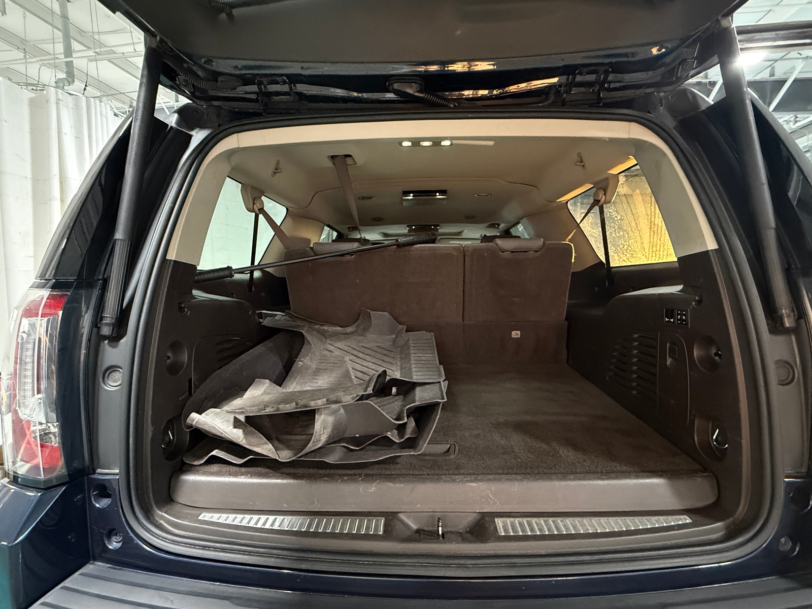 Thumbnail: 2018 GMC Yukon XL - 6