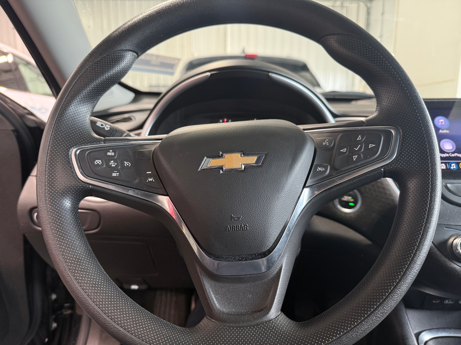 Thumbnail: 2024 Chevrolet Malibu - 5