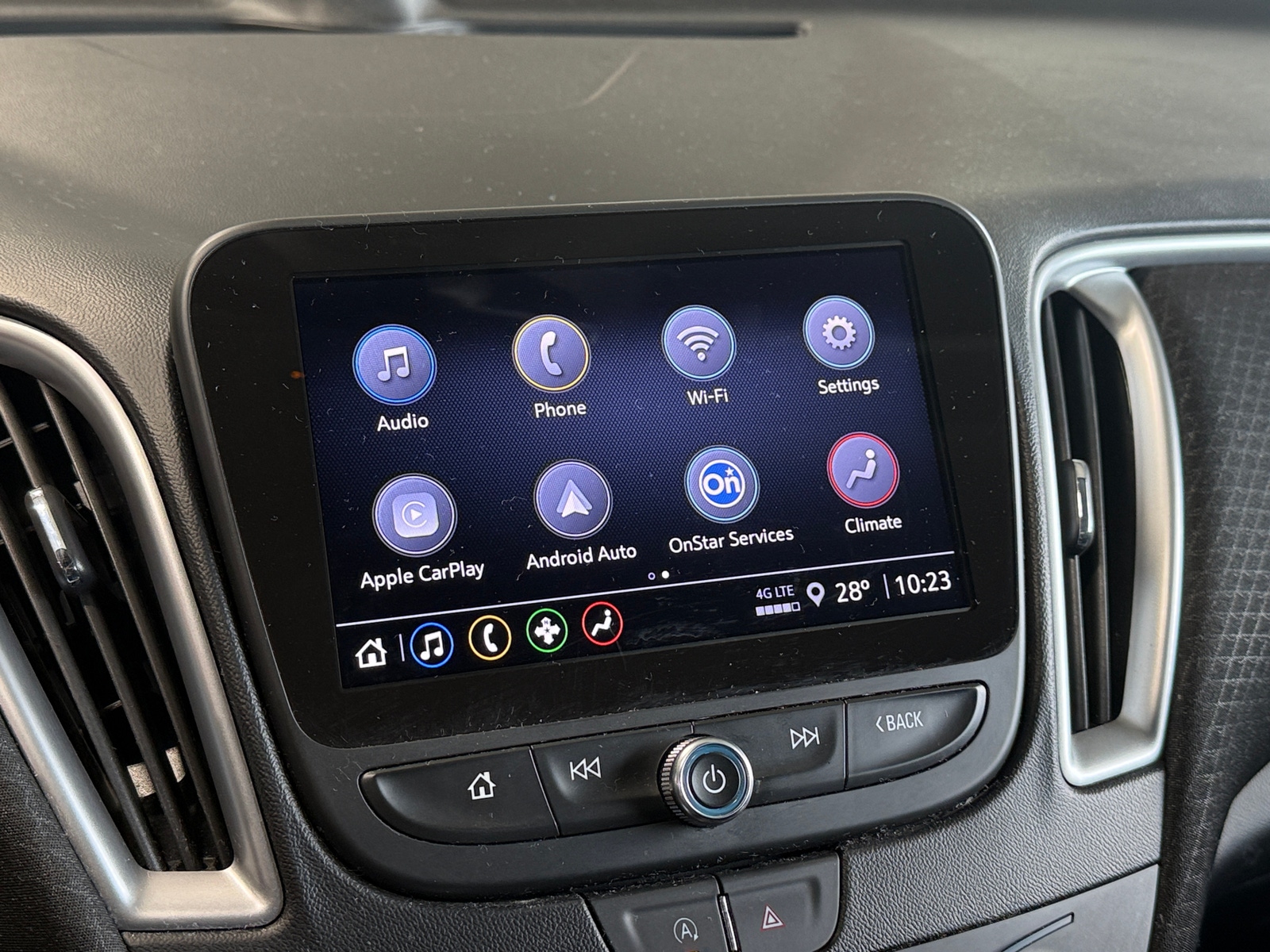 Thumbnail: 2024 Chevrolet Malibu - 4