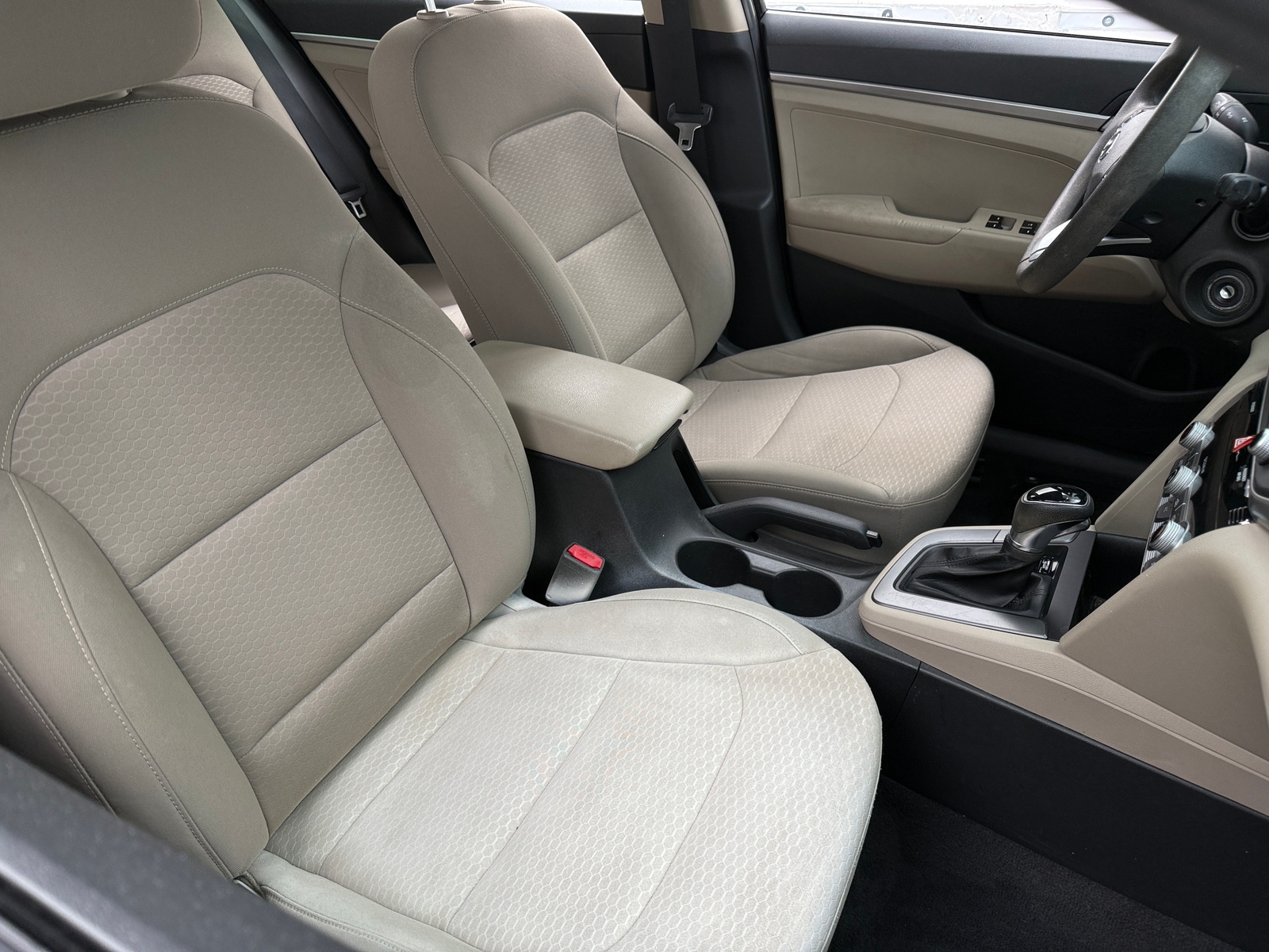 Thumbnail: 2020 Hyundai Elantra - 2