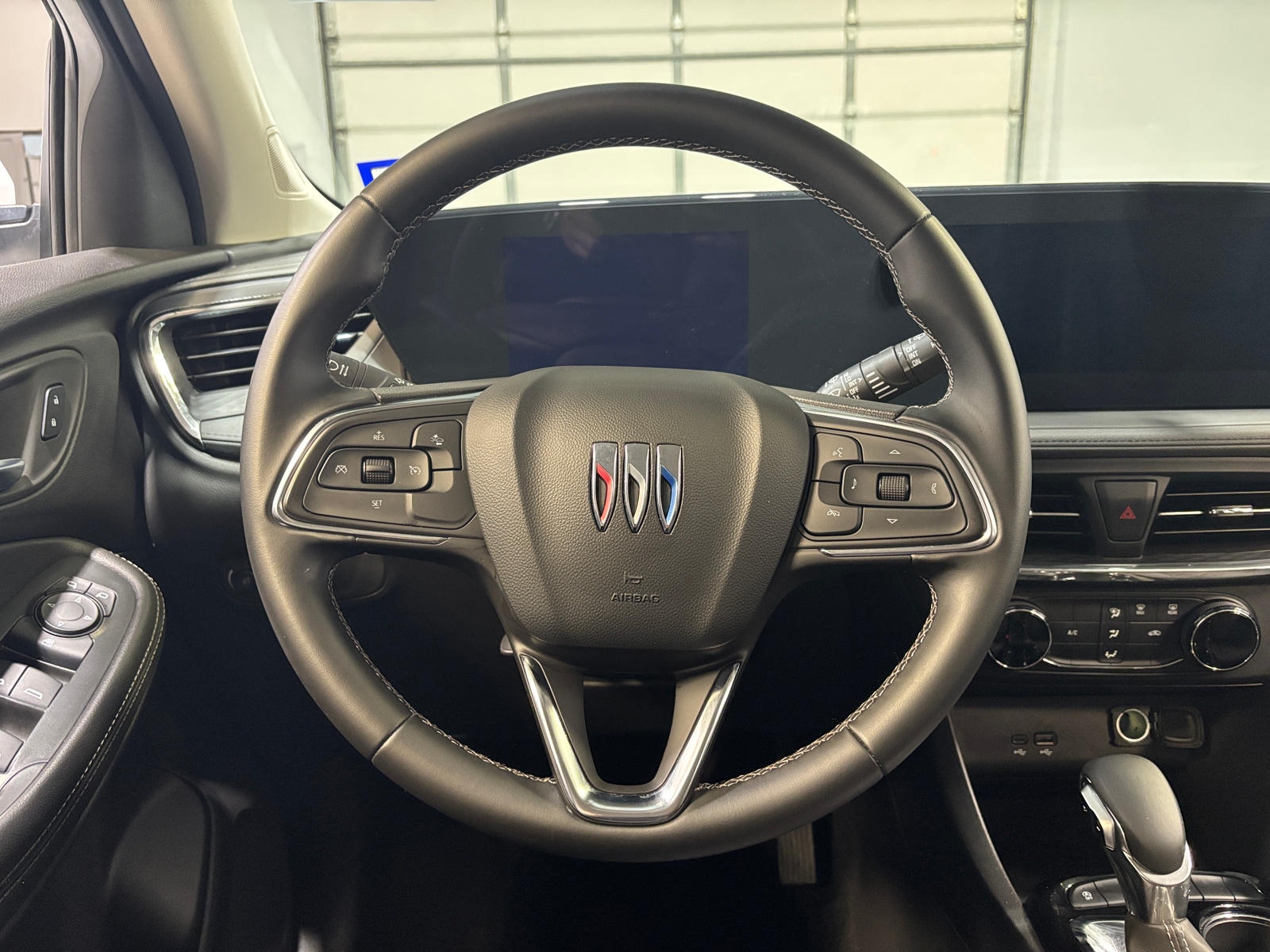 Thumbnail: 2025 Buick Encore GX - 5