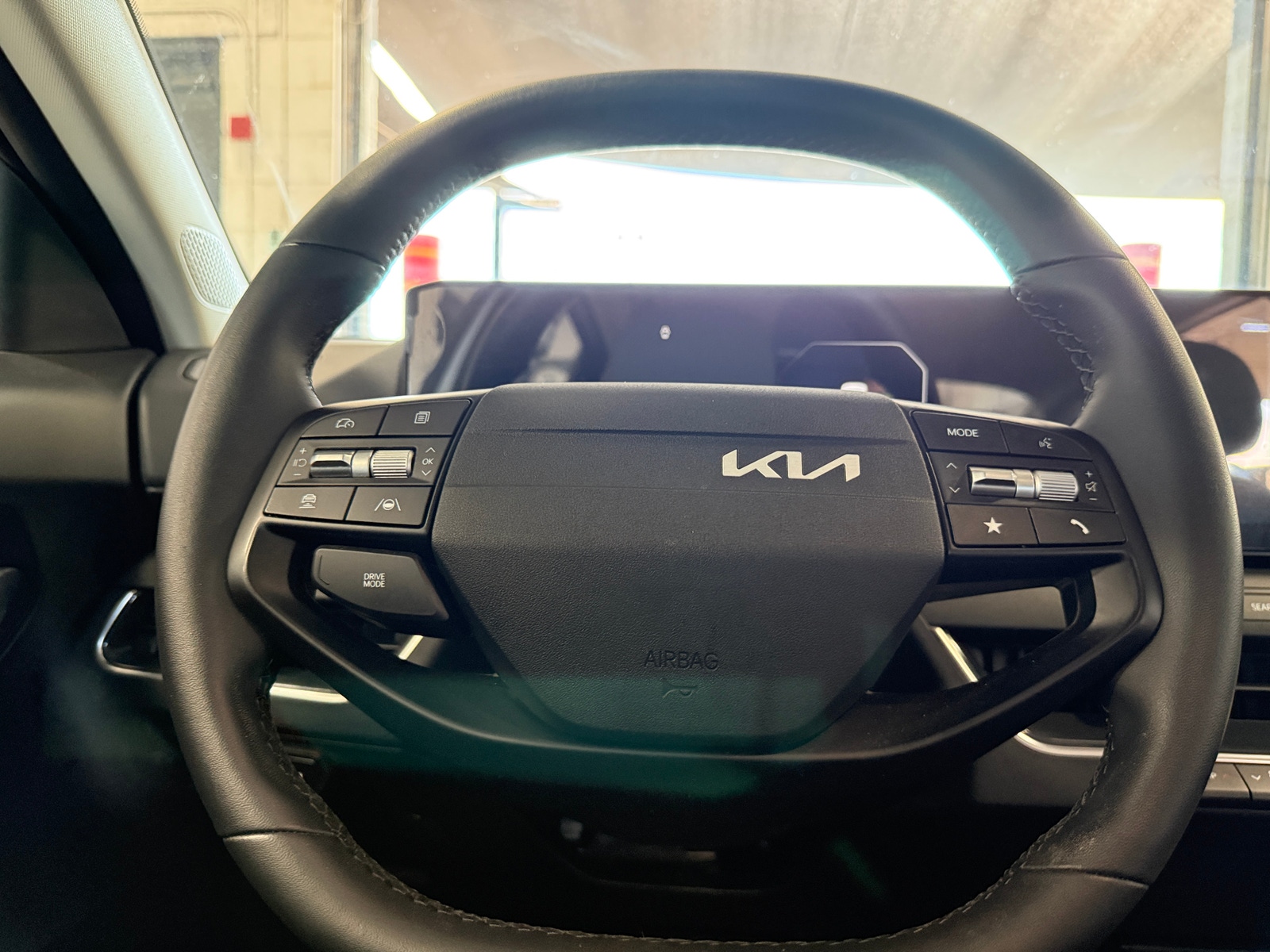 Thumbnail: 2025 Kia K4 - 5