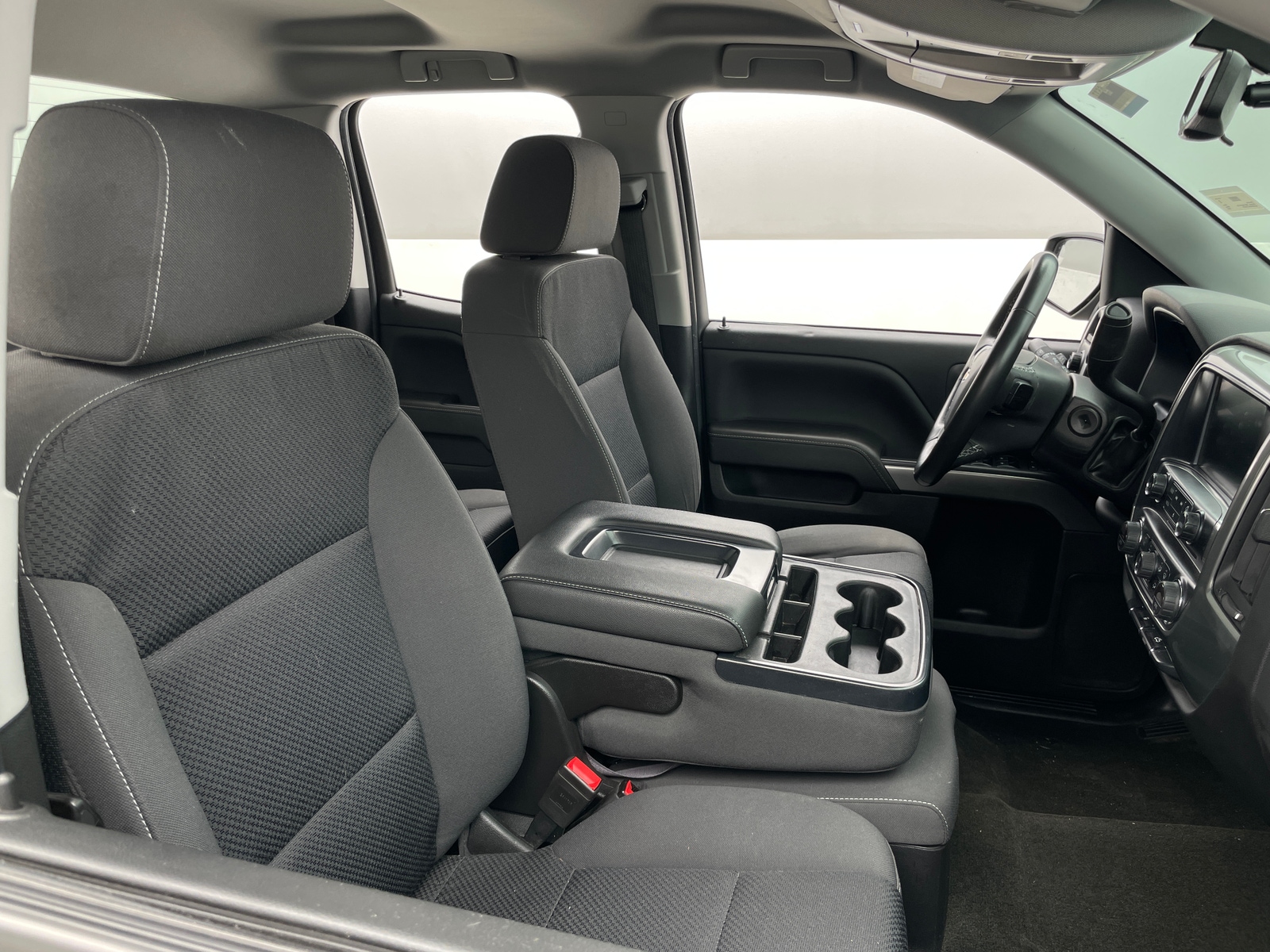 Thumbnail: 2018 Chevrolet Silverado 1500 - 2