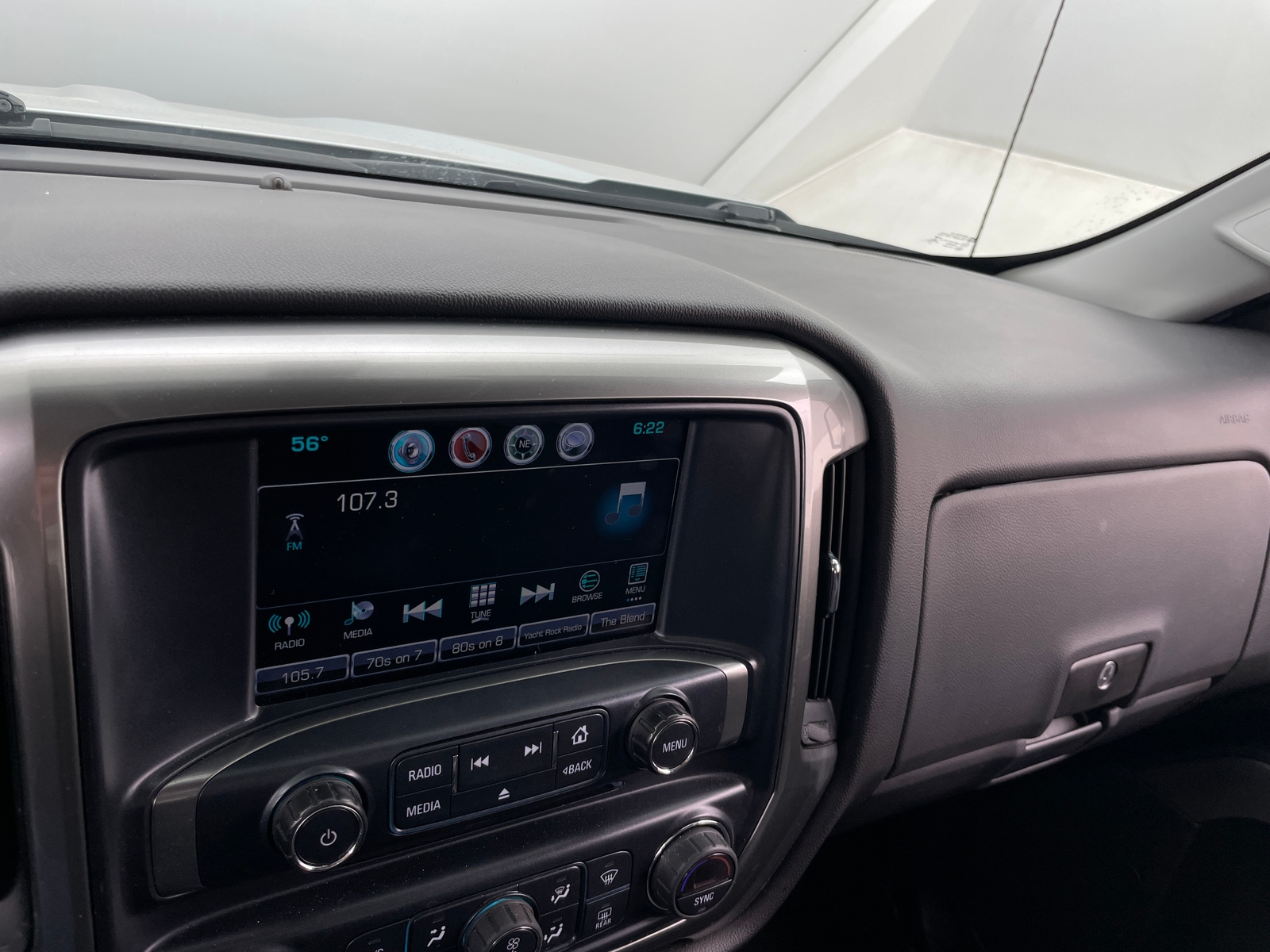 Thumbnail: 2018 Chevrolet Silverado 1500 - 4