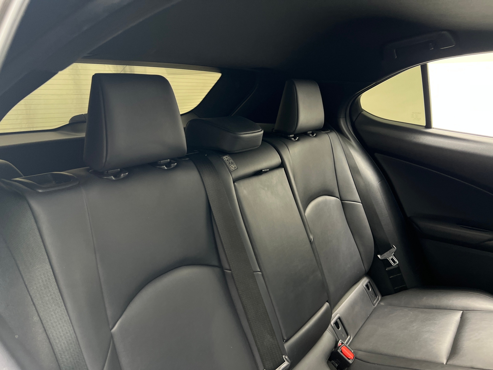 Thumbnail: 2020 Lexus UX - 5